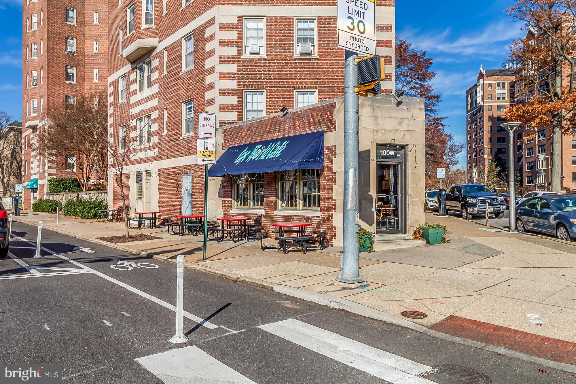 THE COLONNADE - Residential
