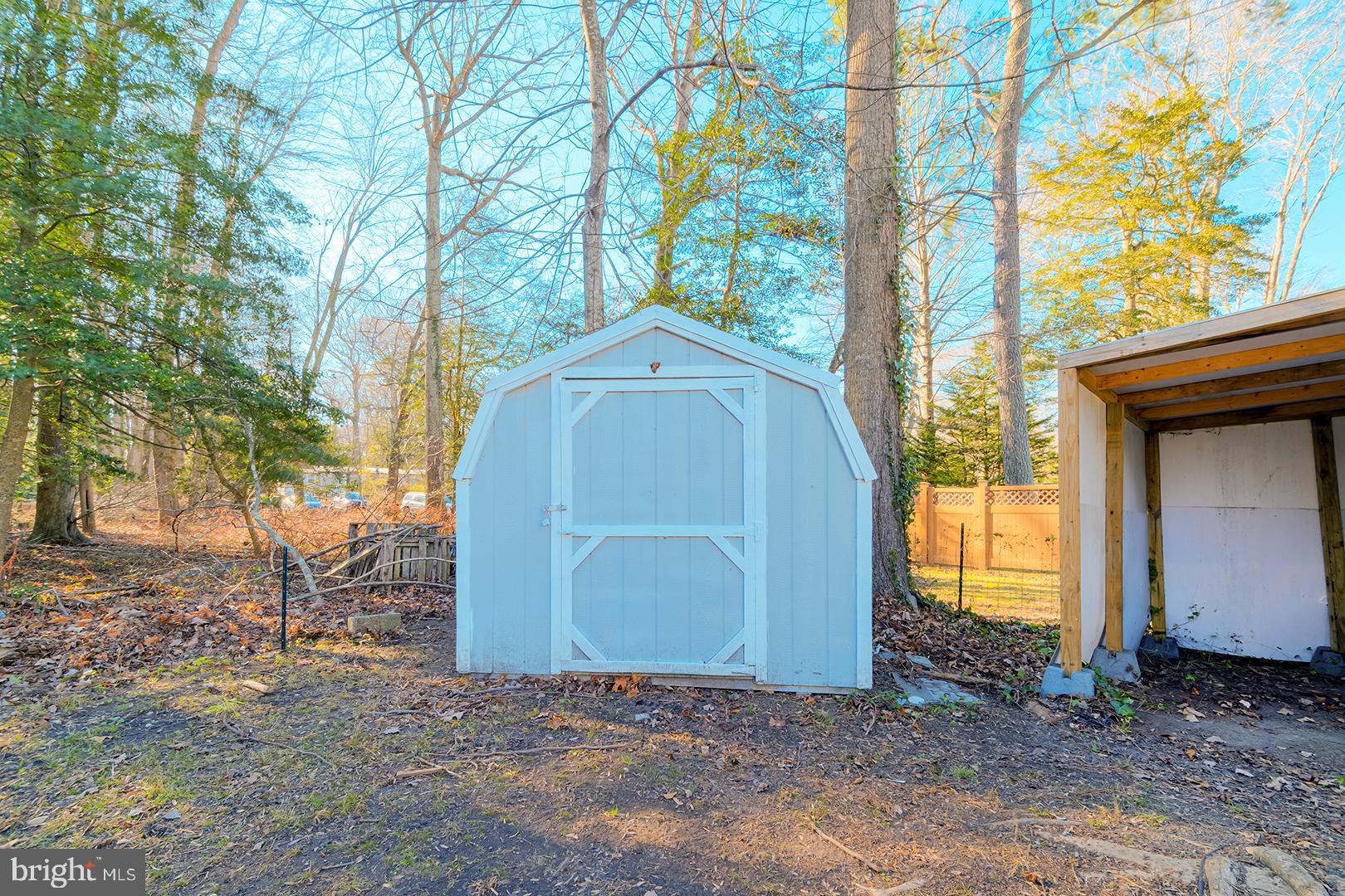 ANGOLA NECK PARK - Residential