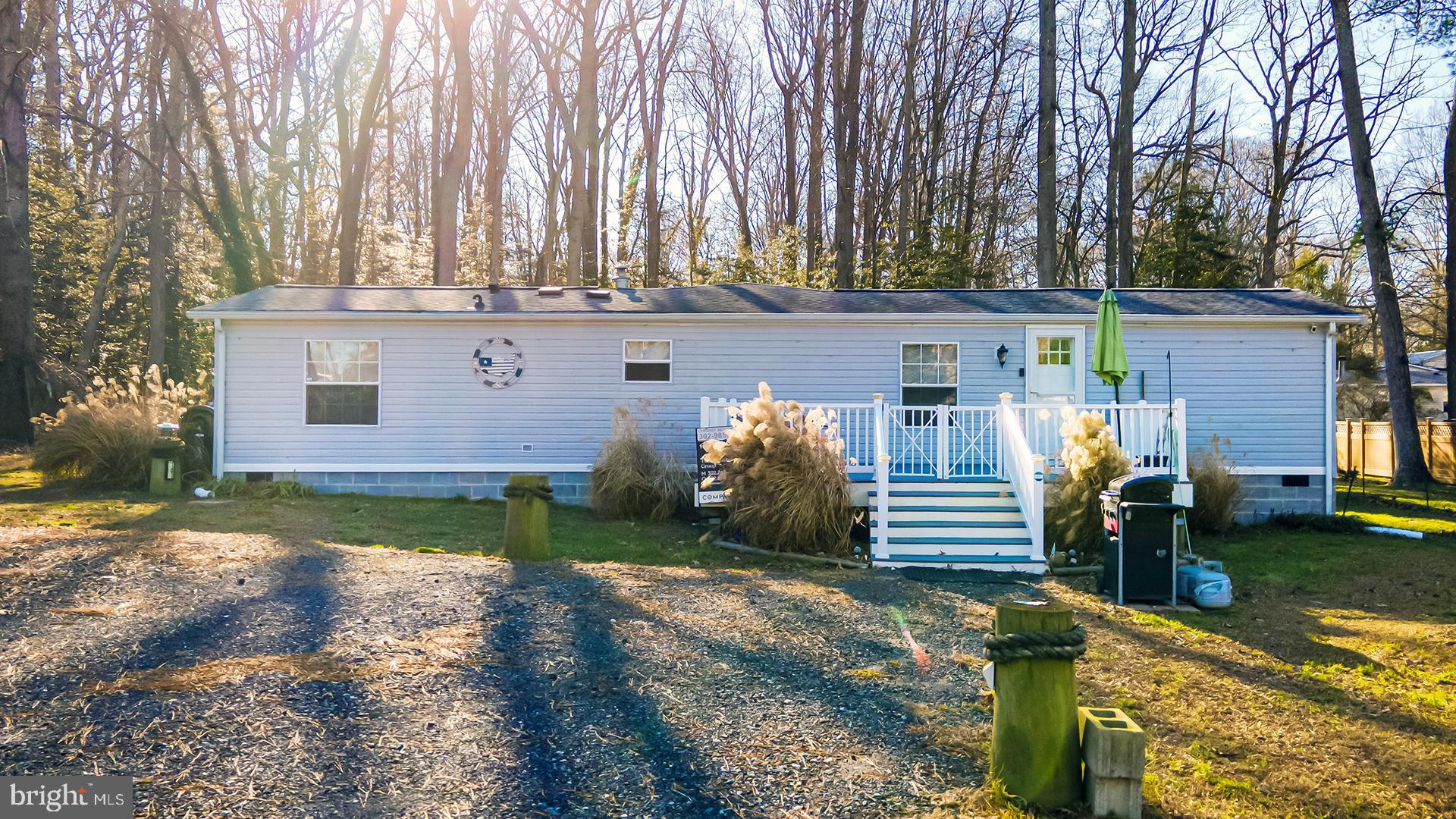 ANGOLA NECK PARK - Residential