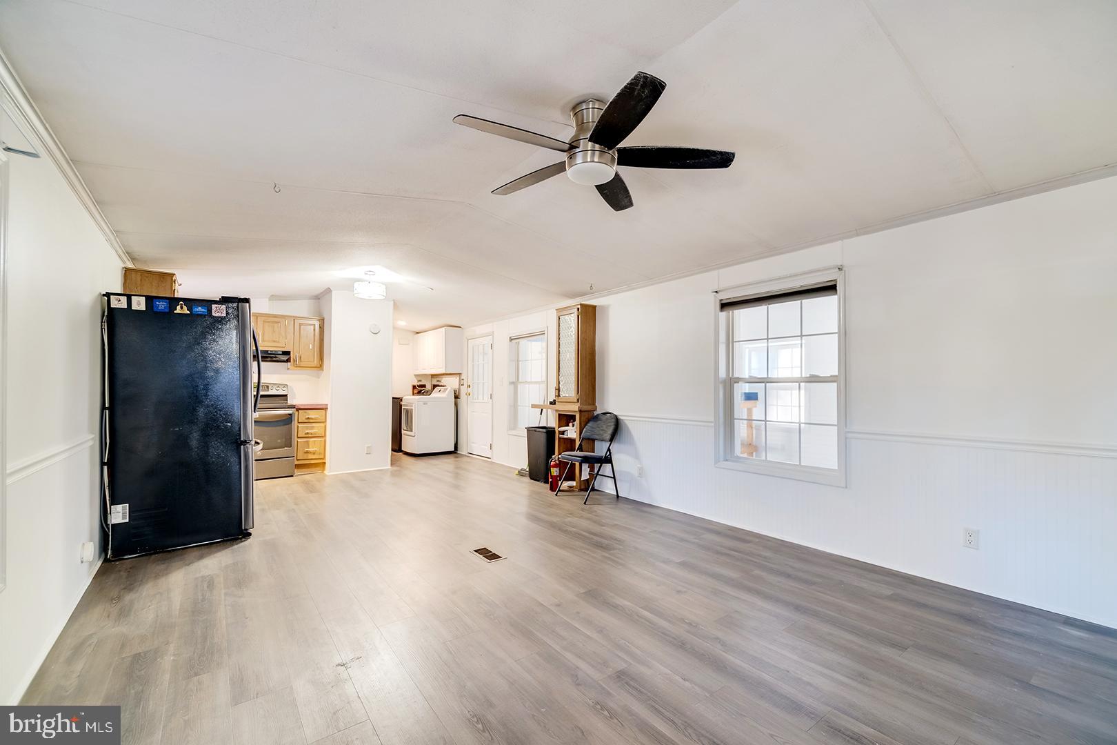 ANGOLA NECK PARK - Residential