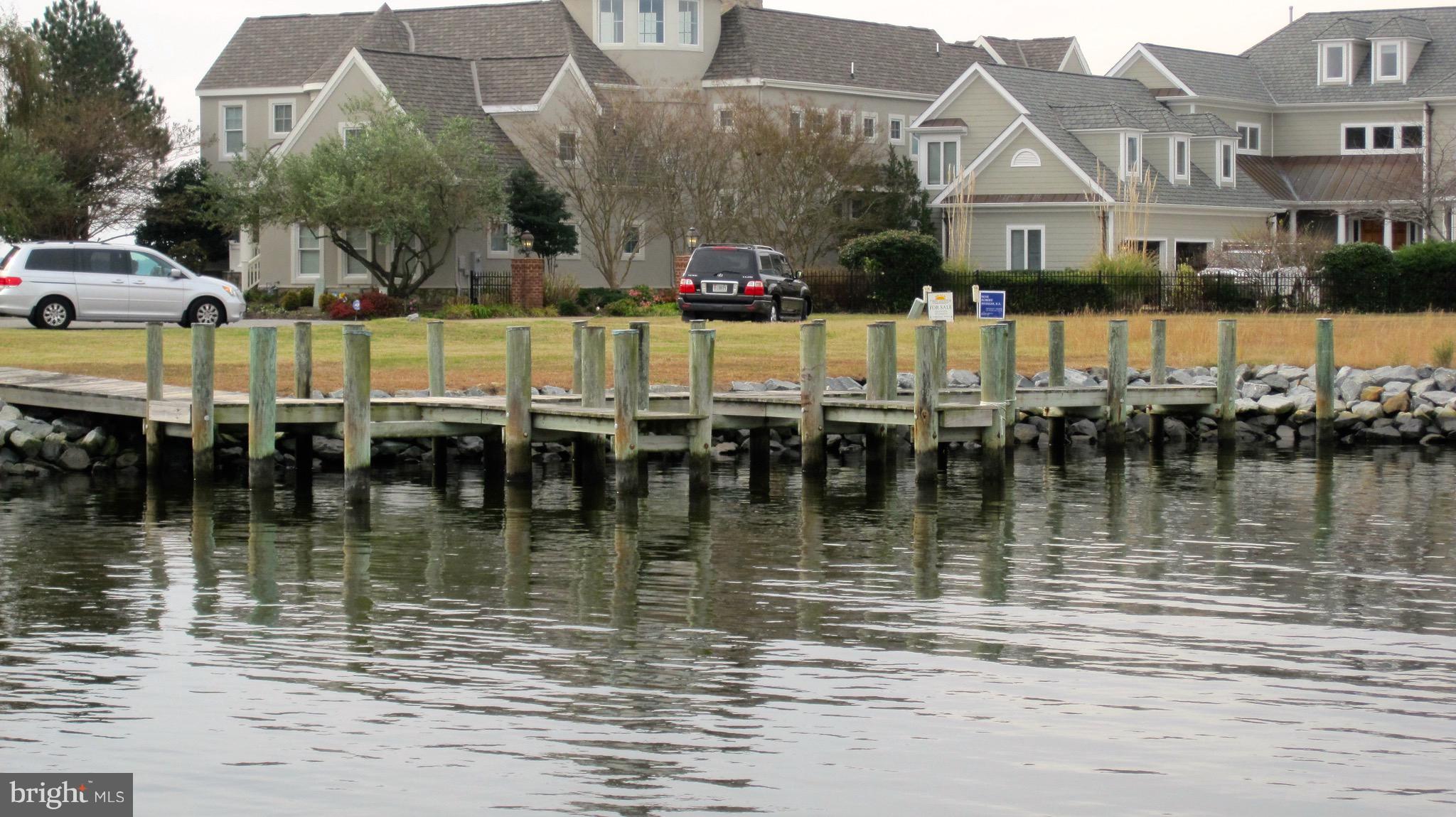 HERON HARBOUR - Land