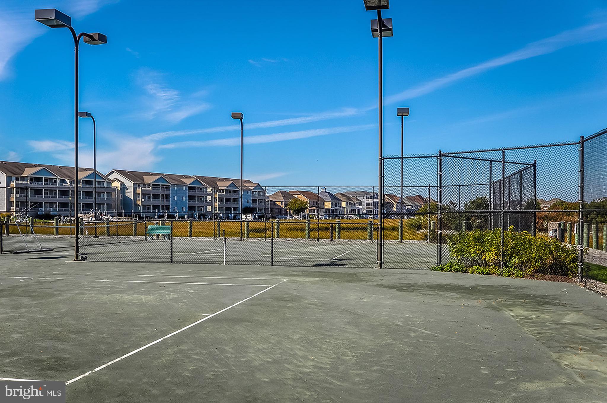 HERON HARBOUR - Land