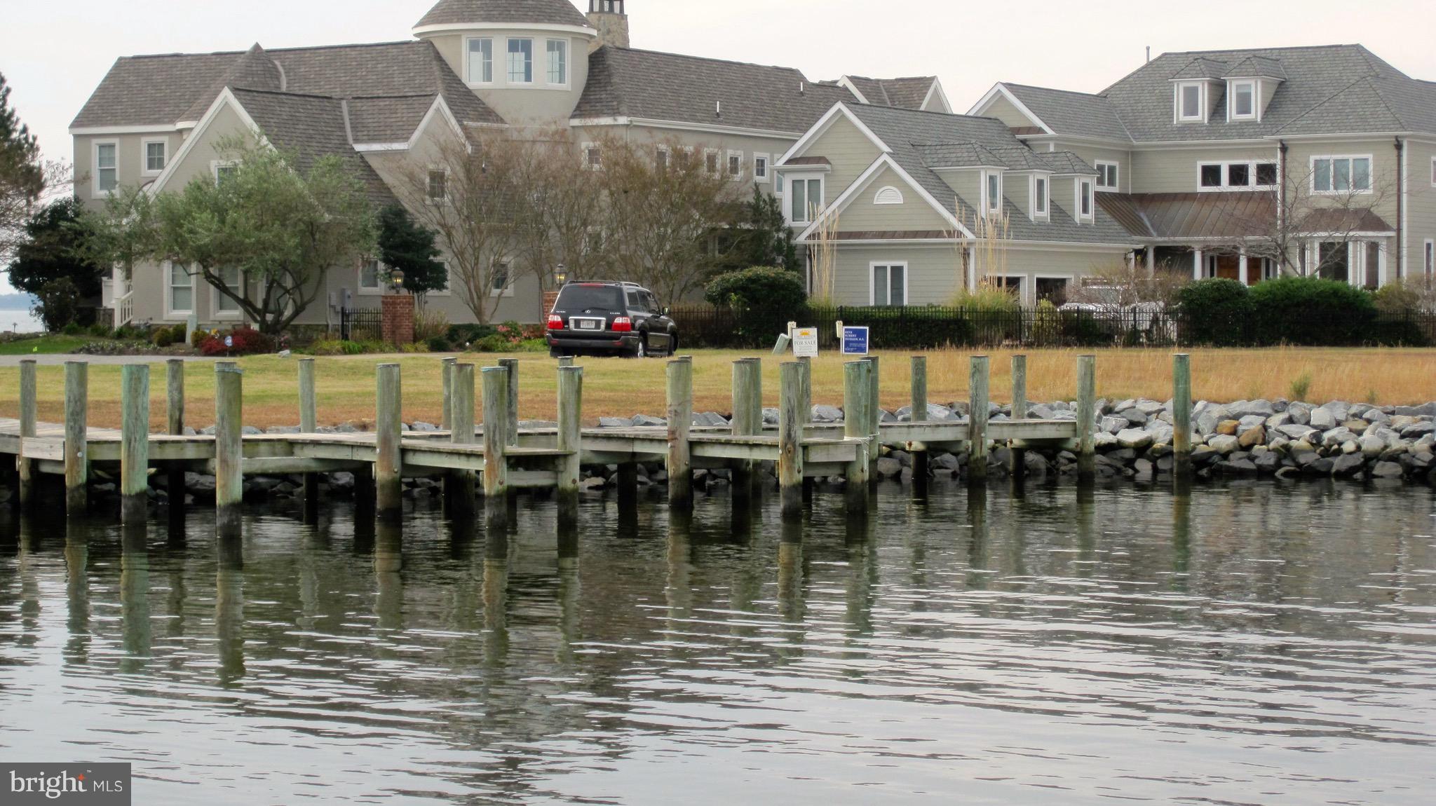 HERON HARBOUR - Land