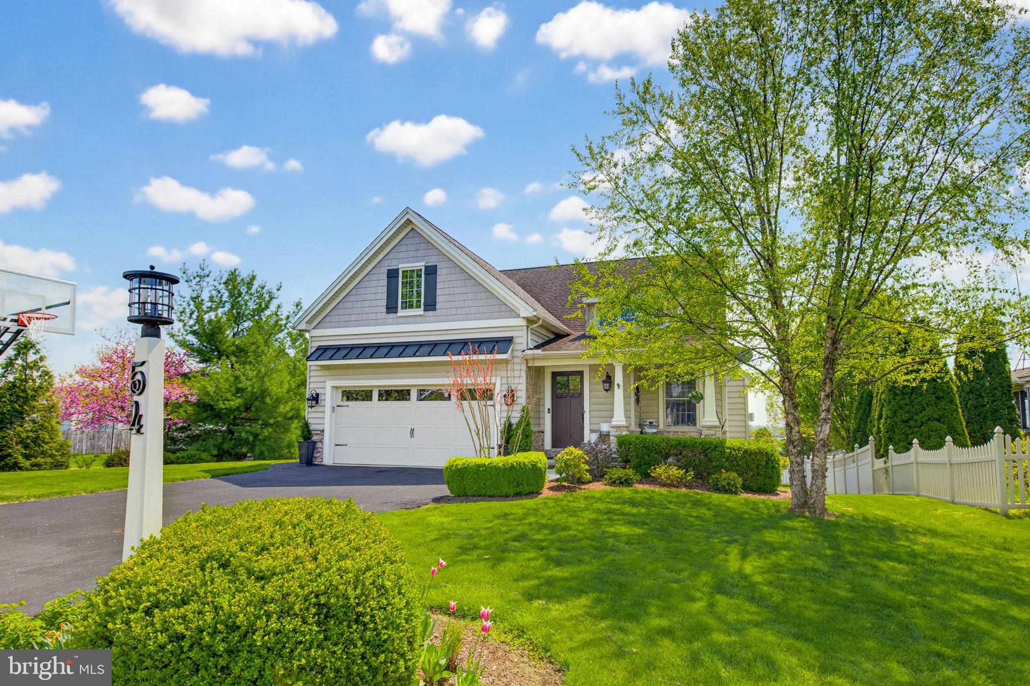 54 CIRCLE ROCK DRIVE