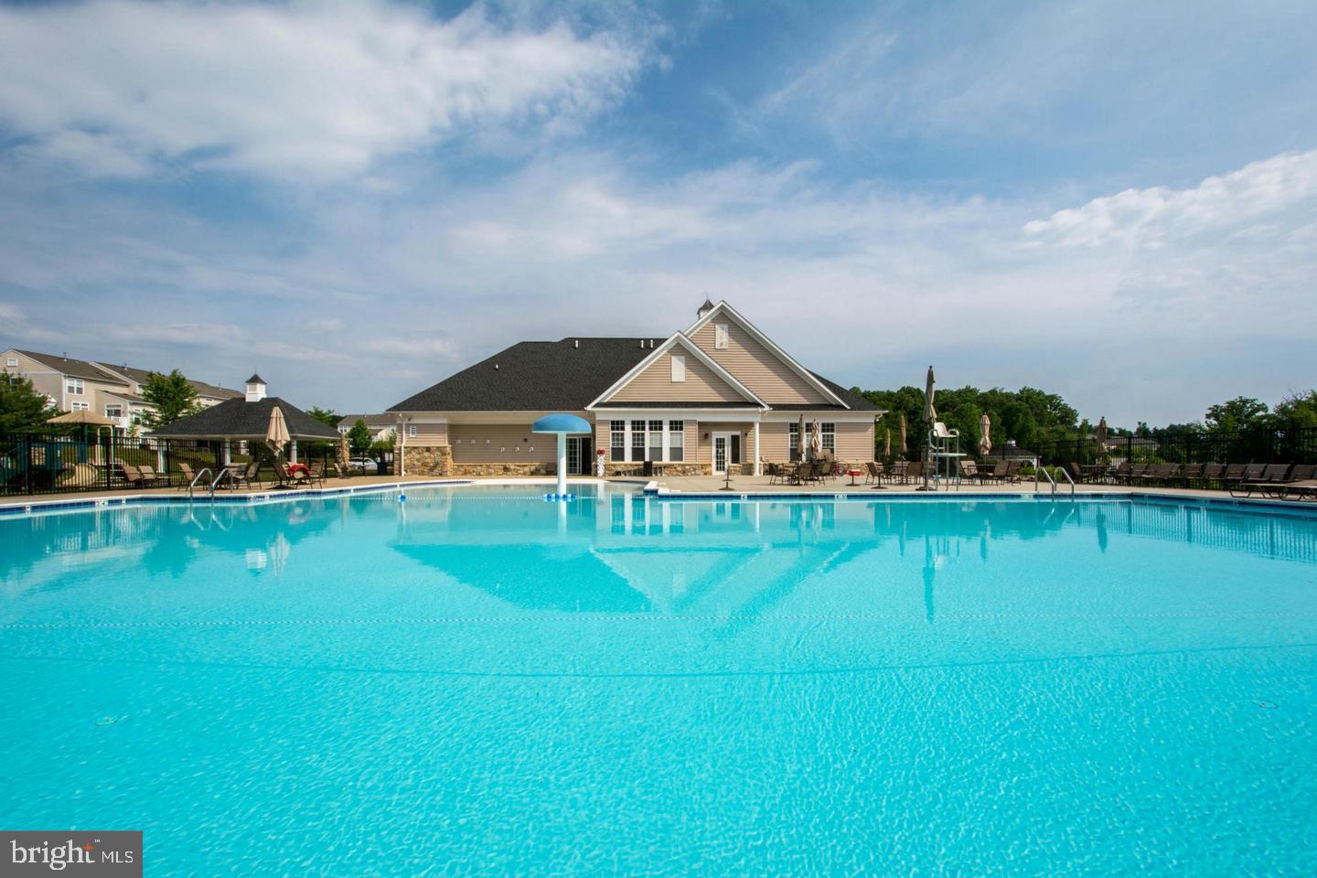 VILLAGES OF DORCHESTER - Residential