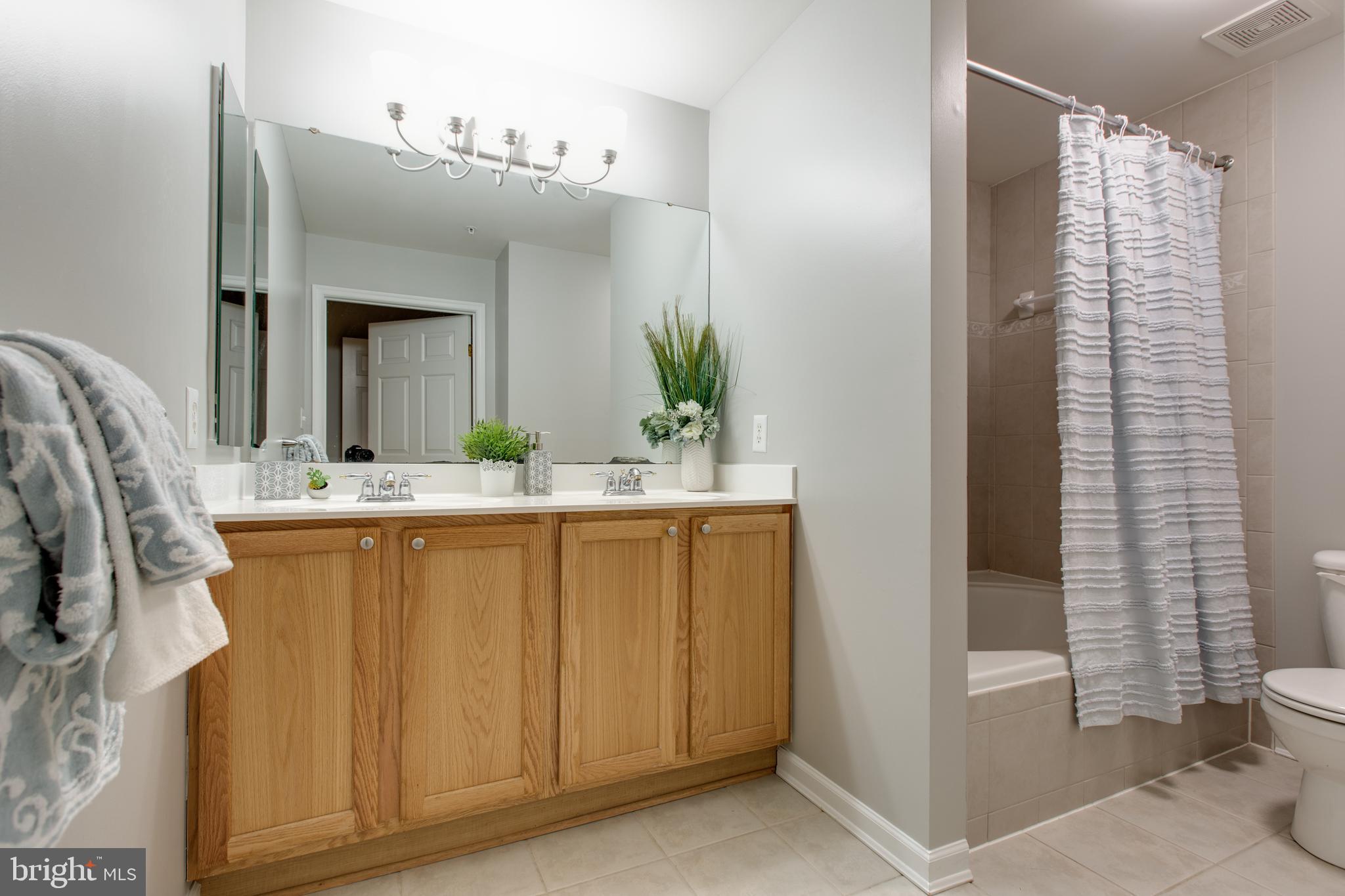 VILLAGES OF DORCHESTER - Residential