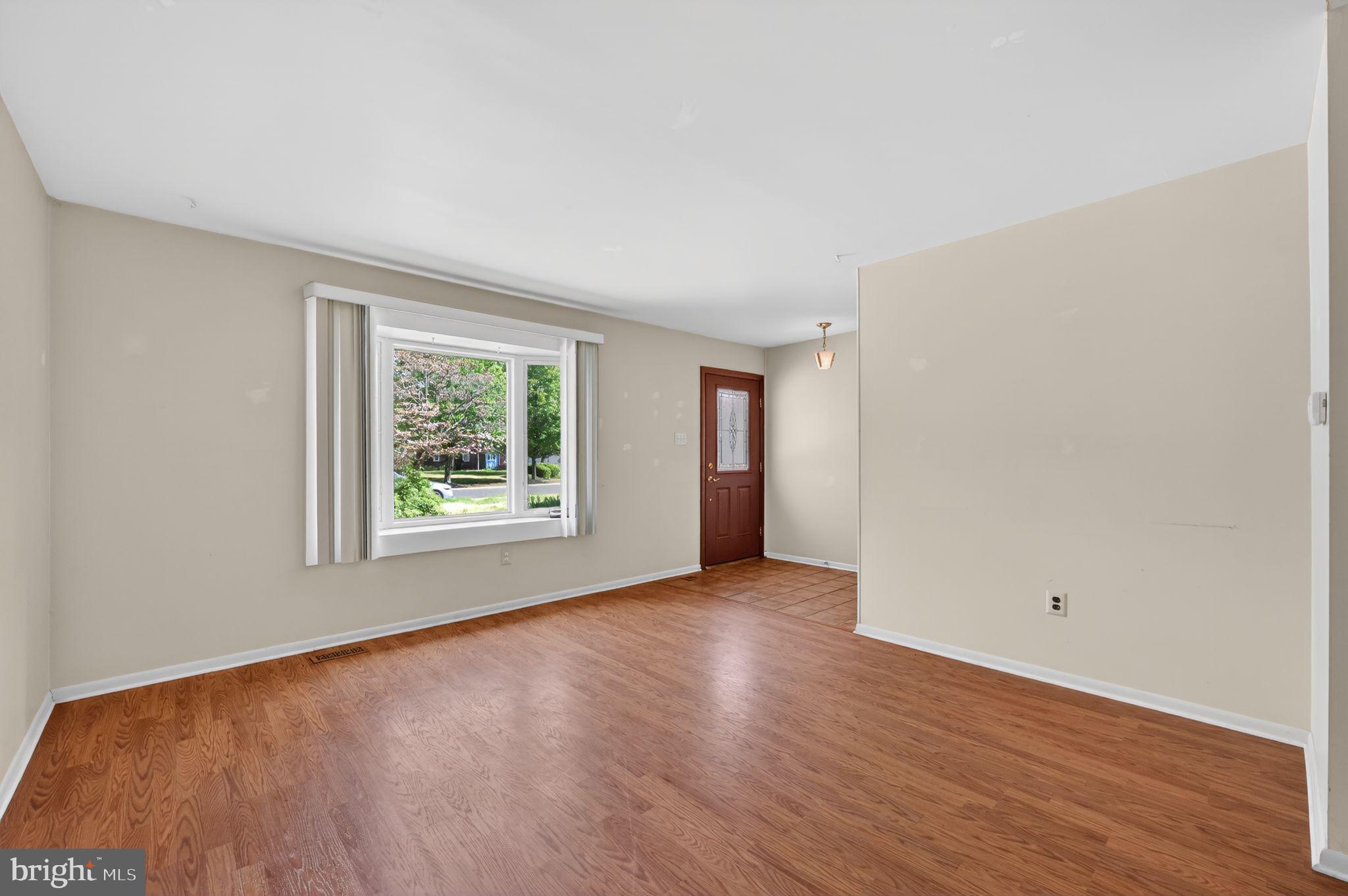 176 GOLFVIEW DRIVE