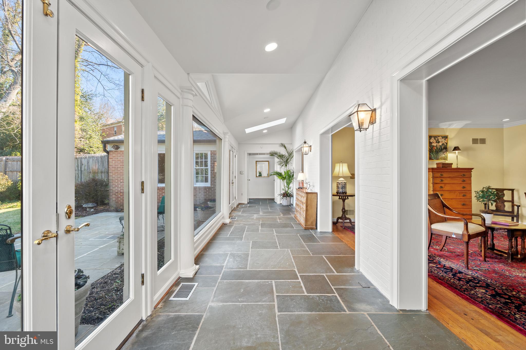 WESTMORELAND HILLS - Residential