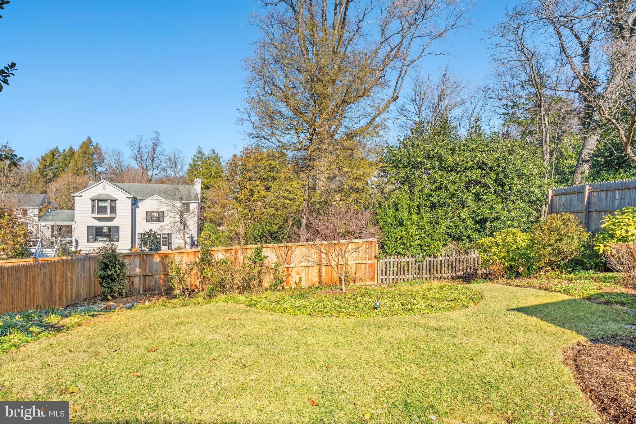 WESTMORELAND HILLS - Residential