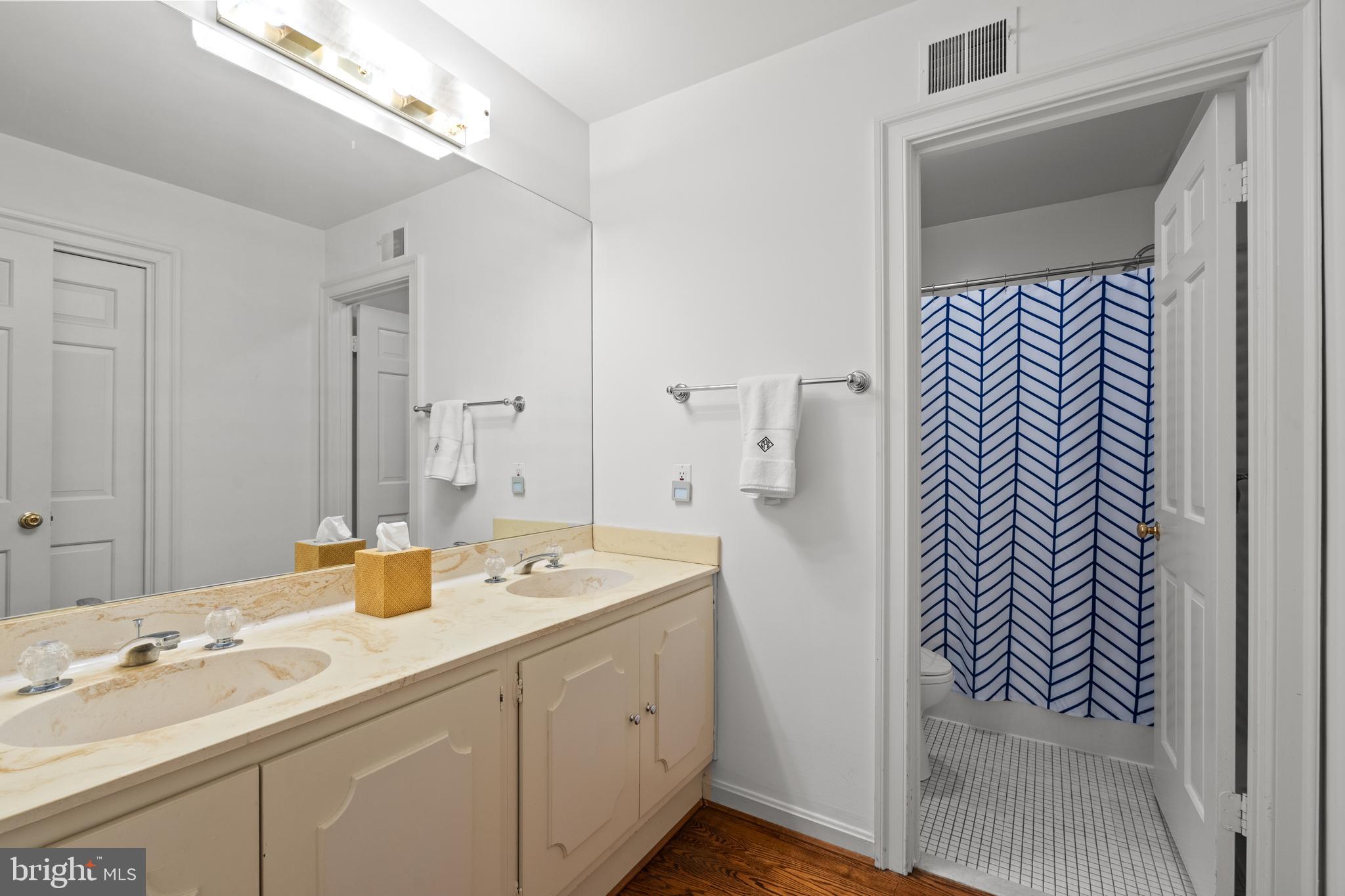 WESTMORELAND HILLS - Residential