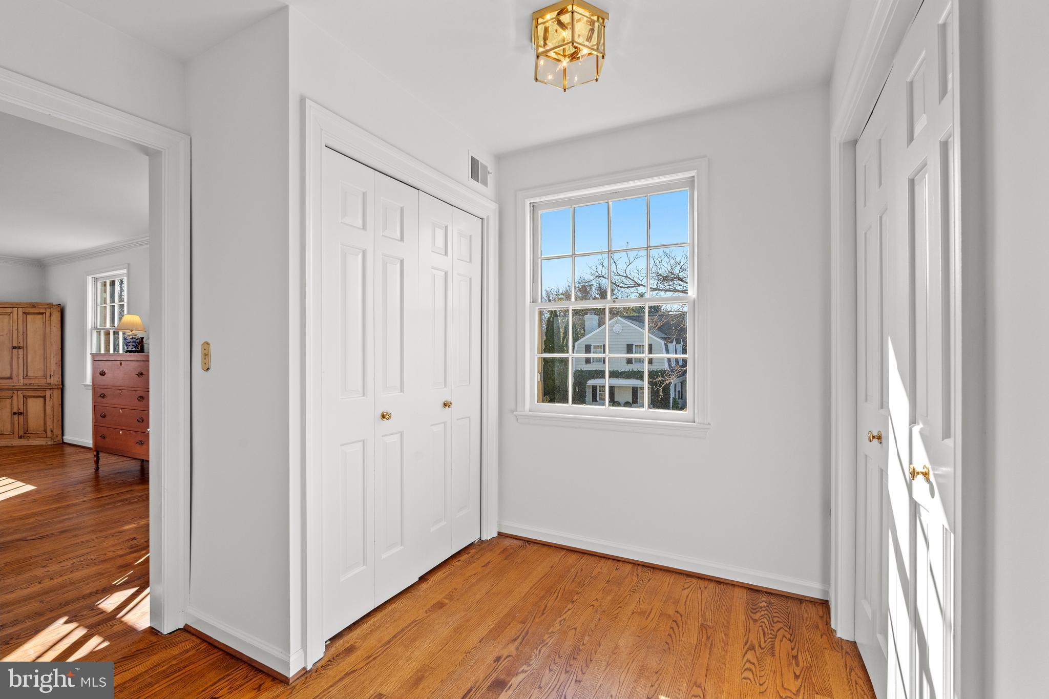 WESTMORELAND HILLS - Residential