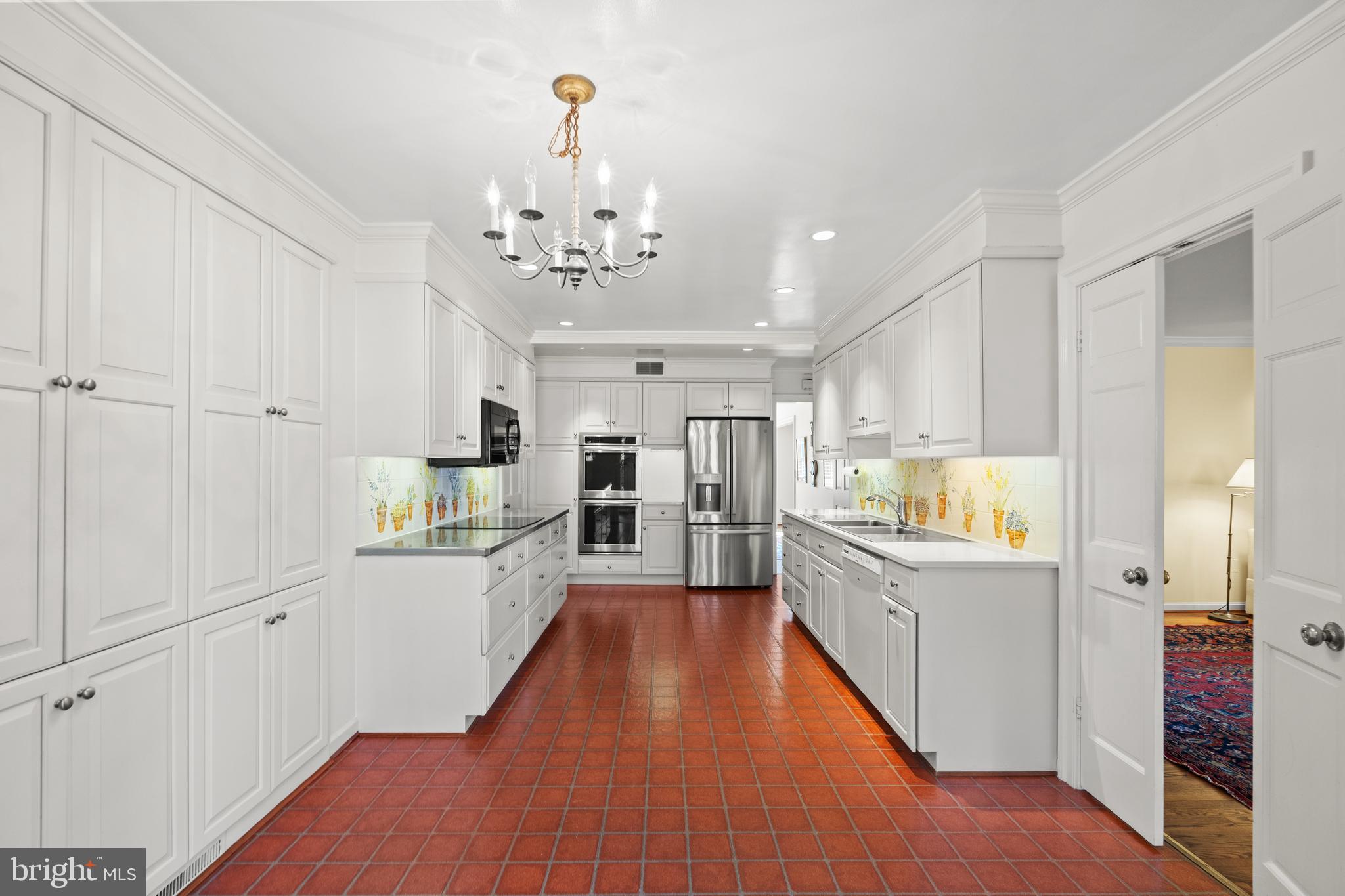 WESTMORELAND HILLS - Residential