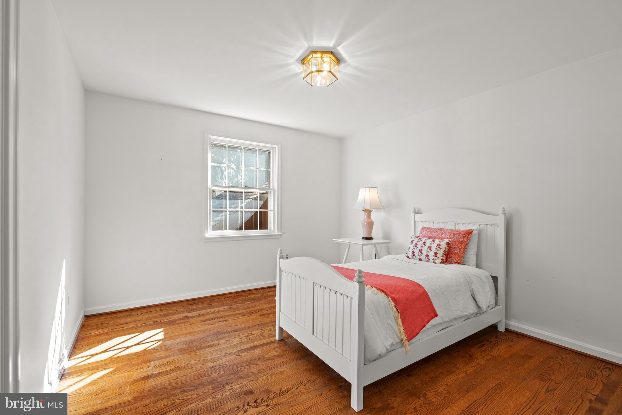 WESTMORELAND HILLS - Residential