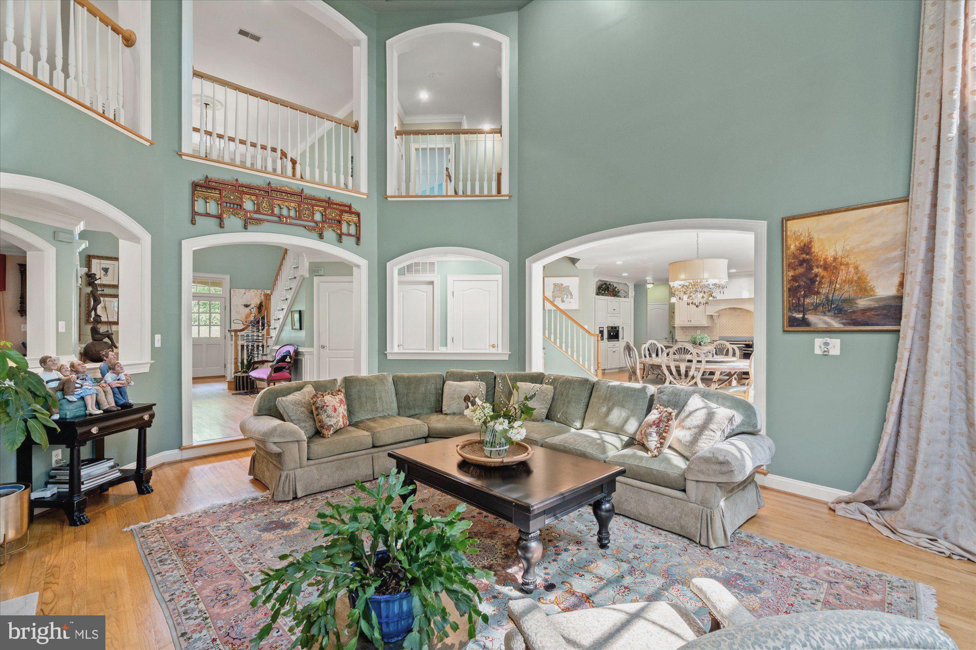 1106 HOBNAIL COURT