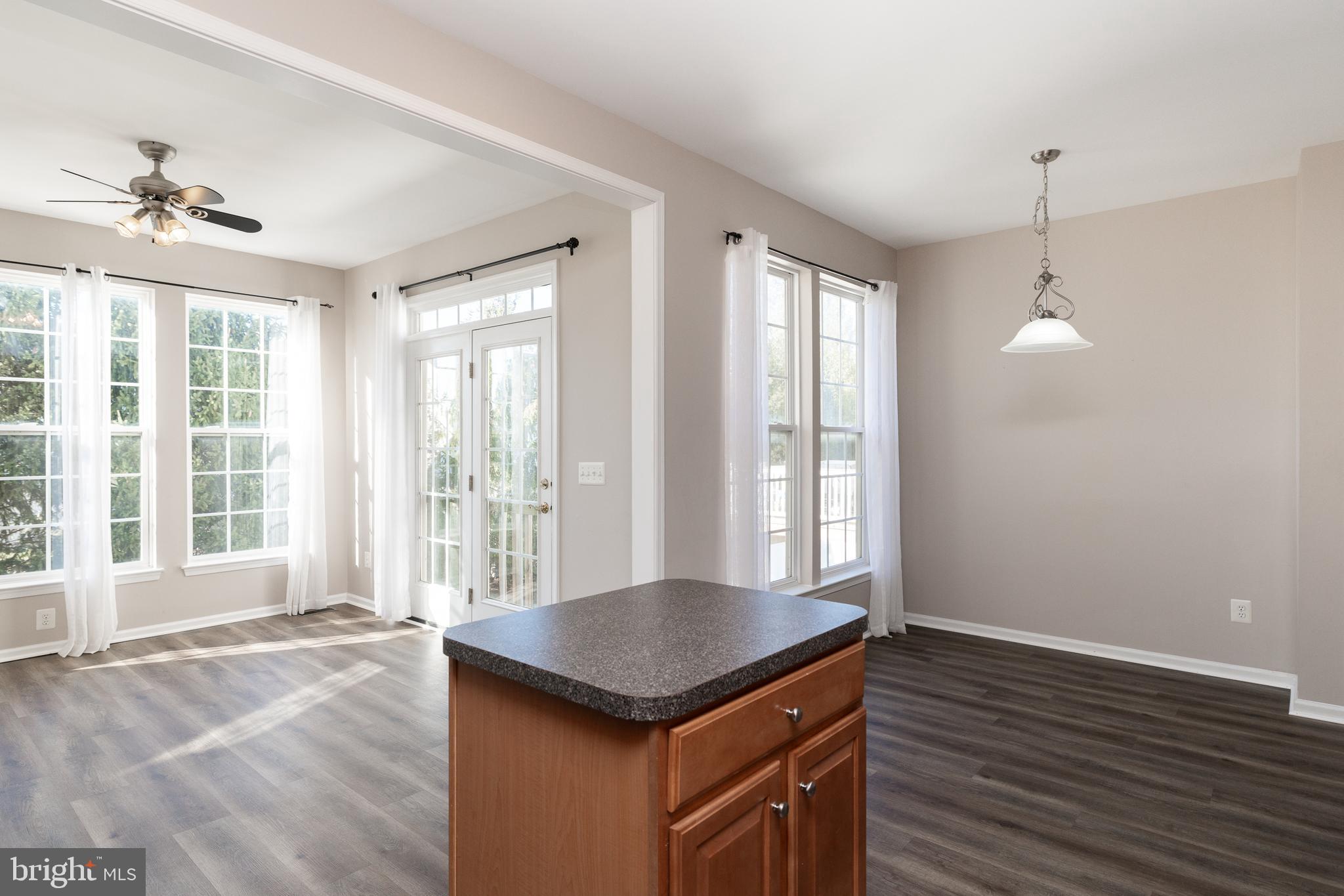 STEPHENS LANDING - Residential