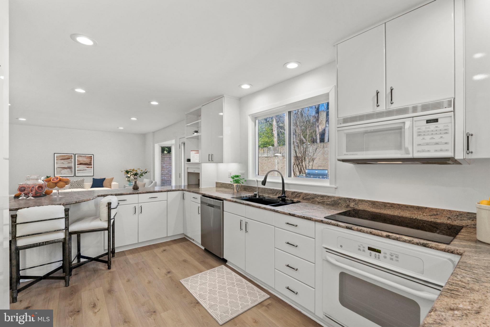 COURTS OF WYNGATE - Residential