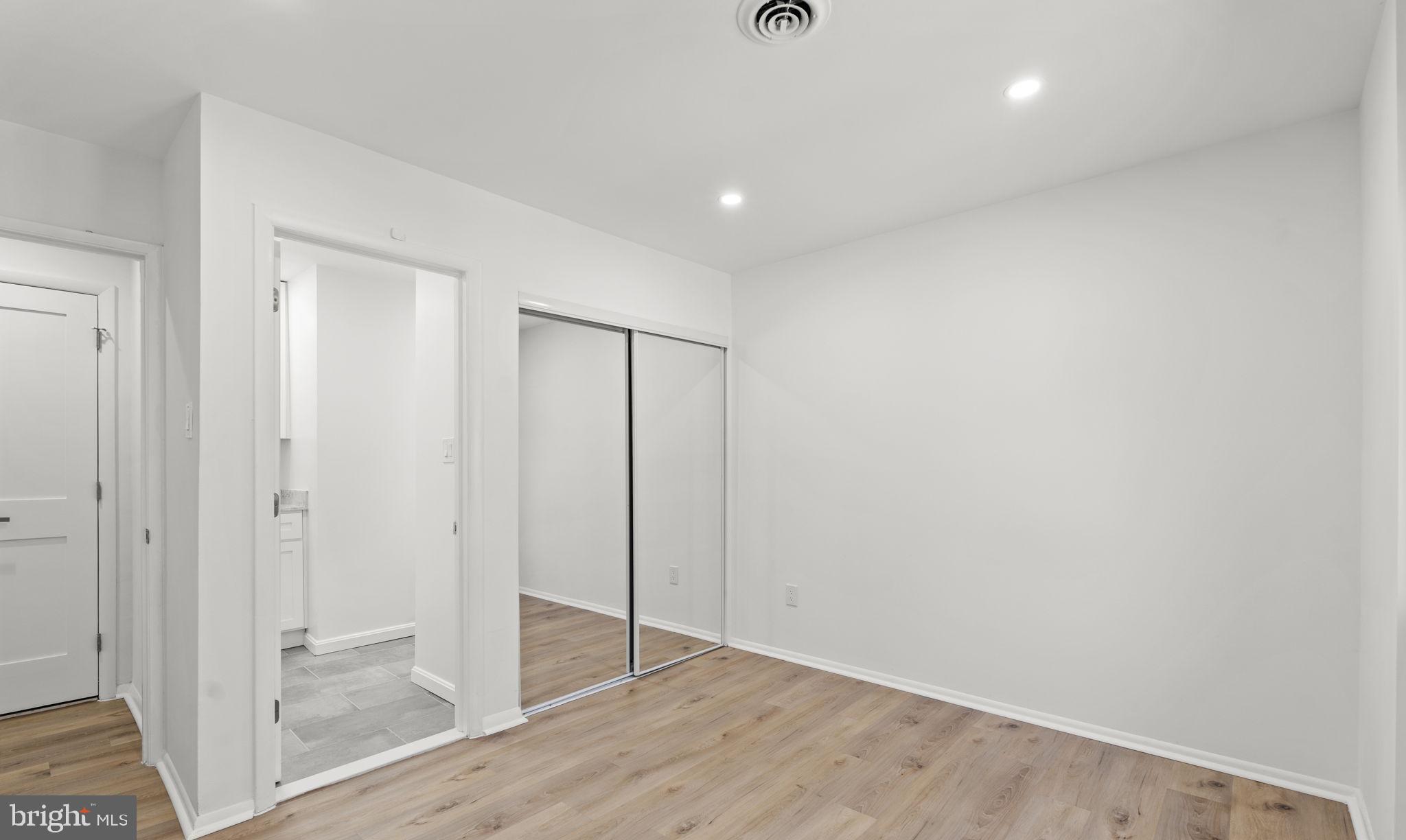 COURTS OF WYNGATE - Residential