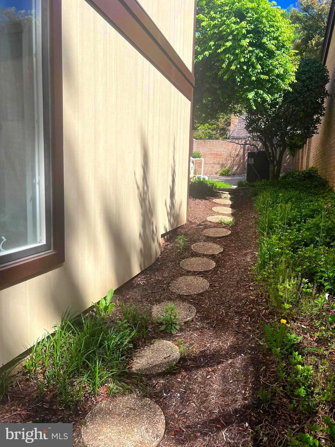 COURTS OF WYNGATE - Residential