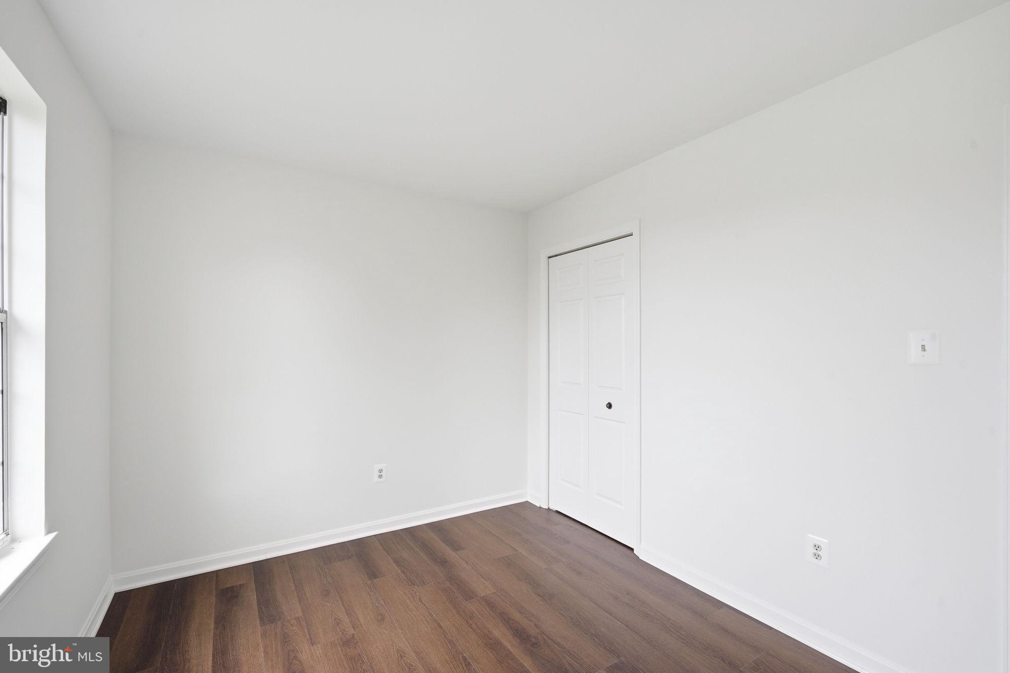 COLLEGE PARK - Residential
