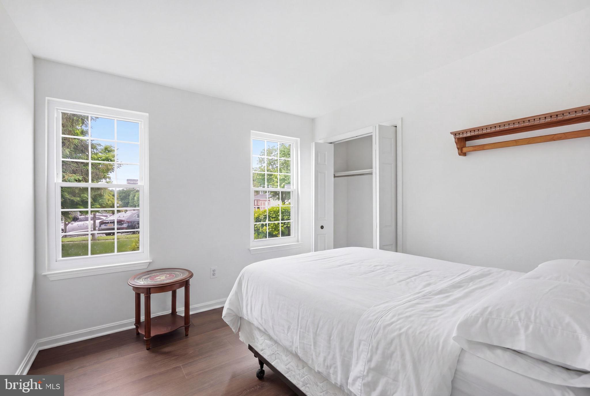 COLLEGE PARK - Residential