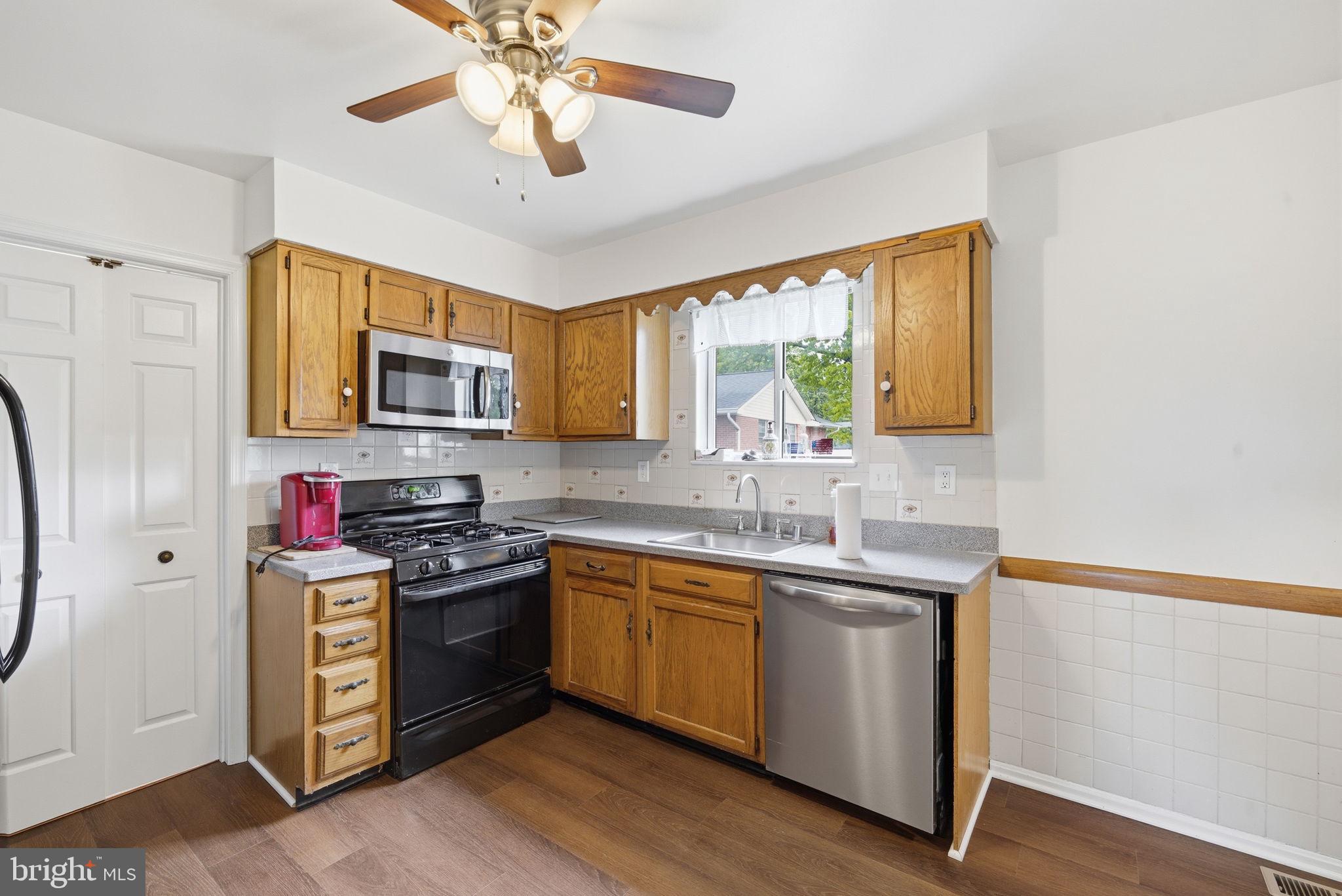 COLLEGE PARK - Residential