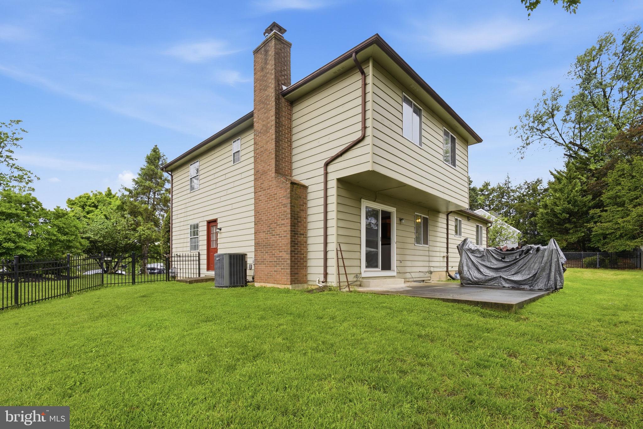 COLLEGE PARK - Residential