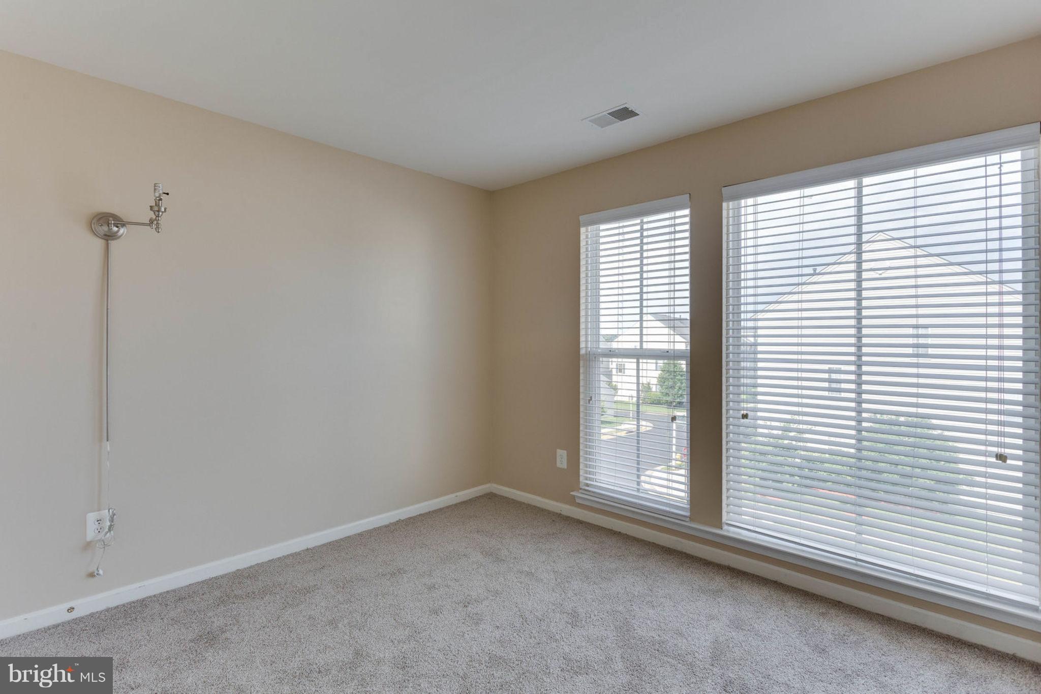 PEMBROOKE - Residential Lease