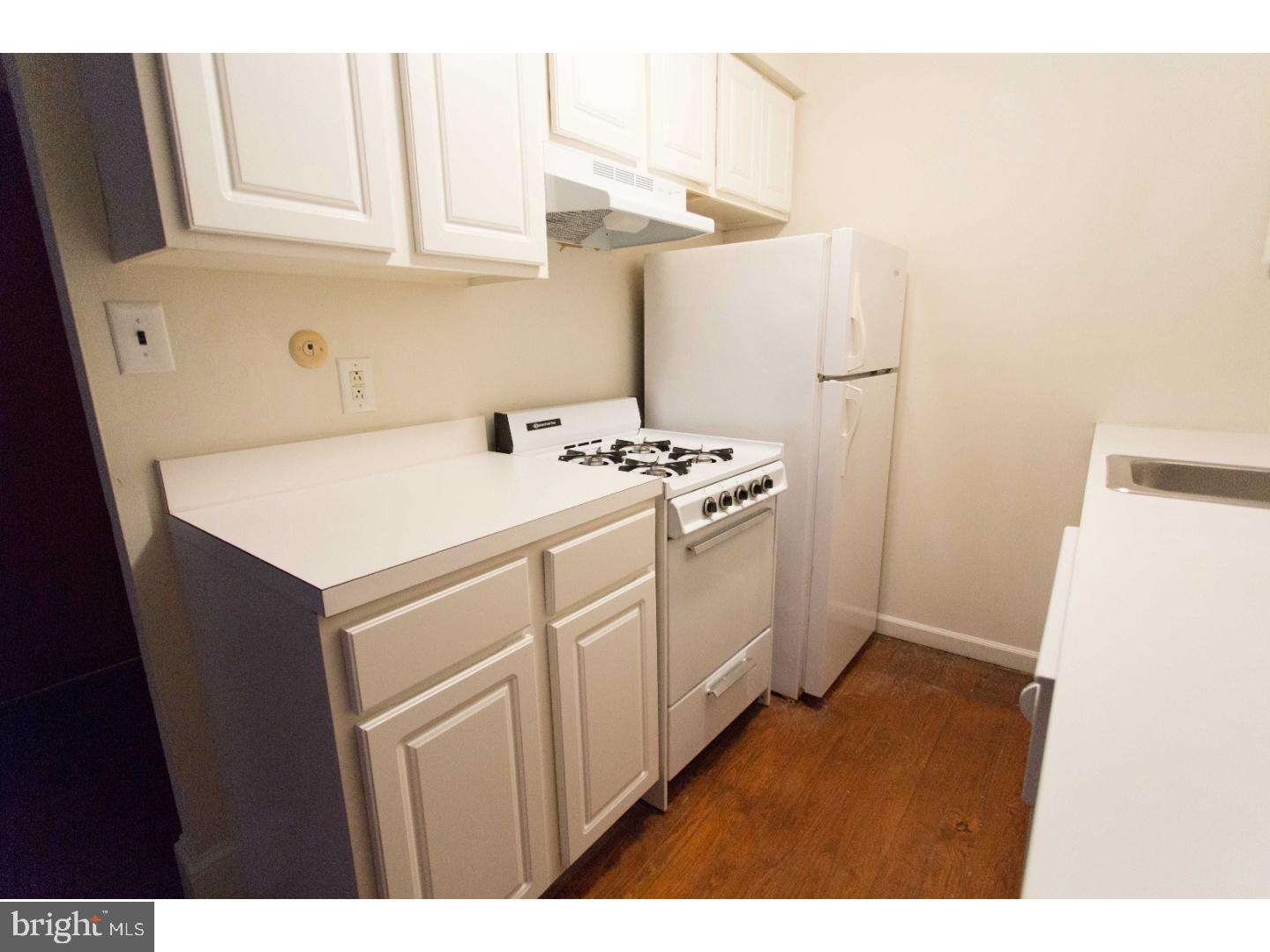 WASHINGTON SQ - Residential Lease