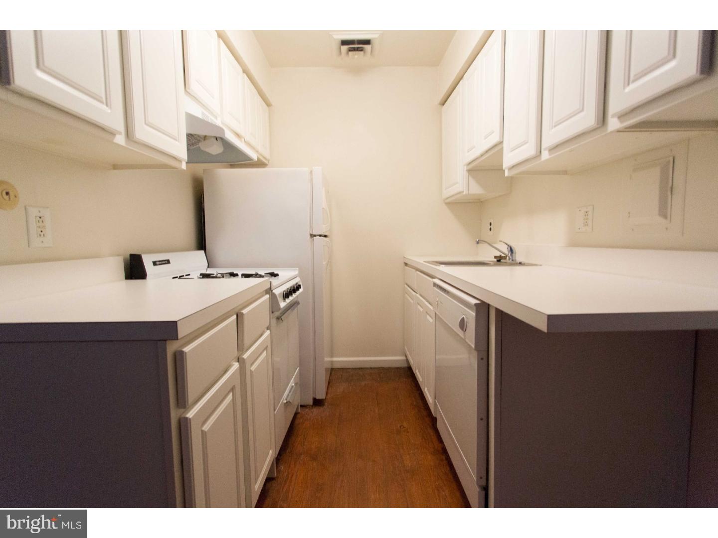 WASHINGTON SQ - Residential Lease