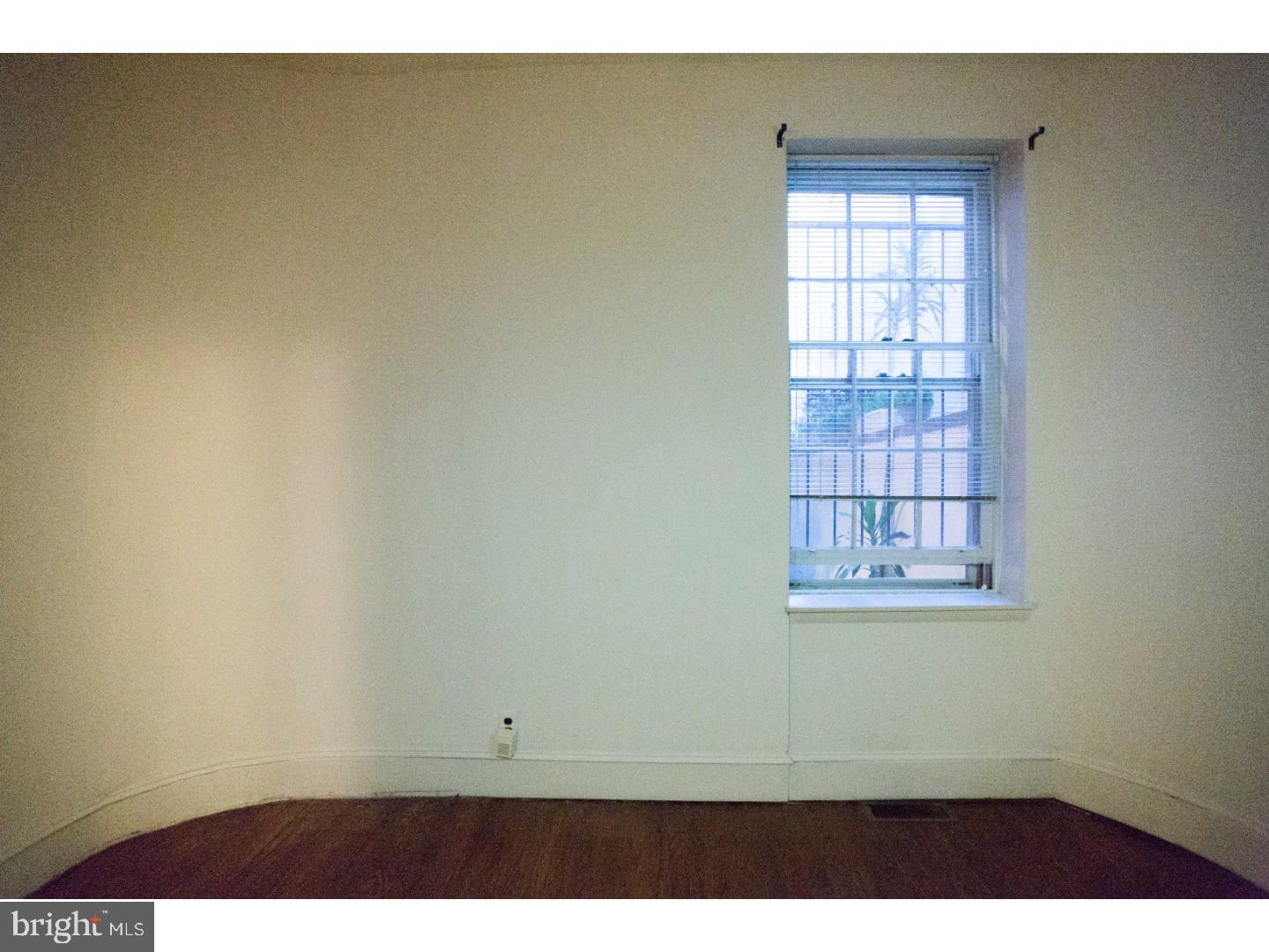 WASHINGTON SQ - Residential Lease