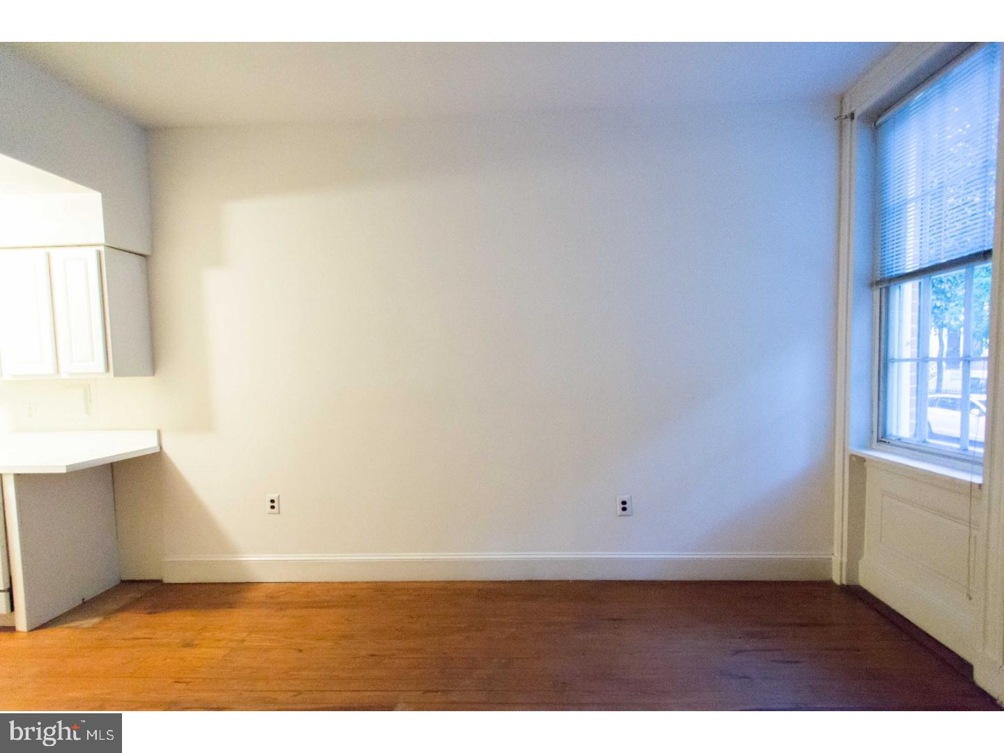 WASHINGTON SQ - Residential Lease