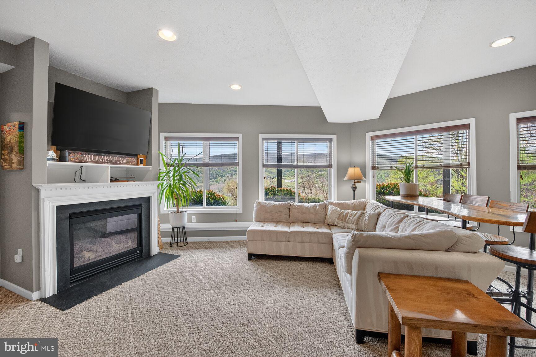 HARMONY MANOR ESTATES - Residential