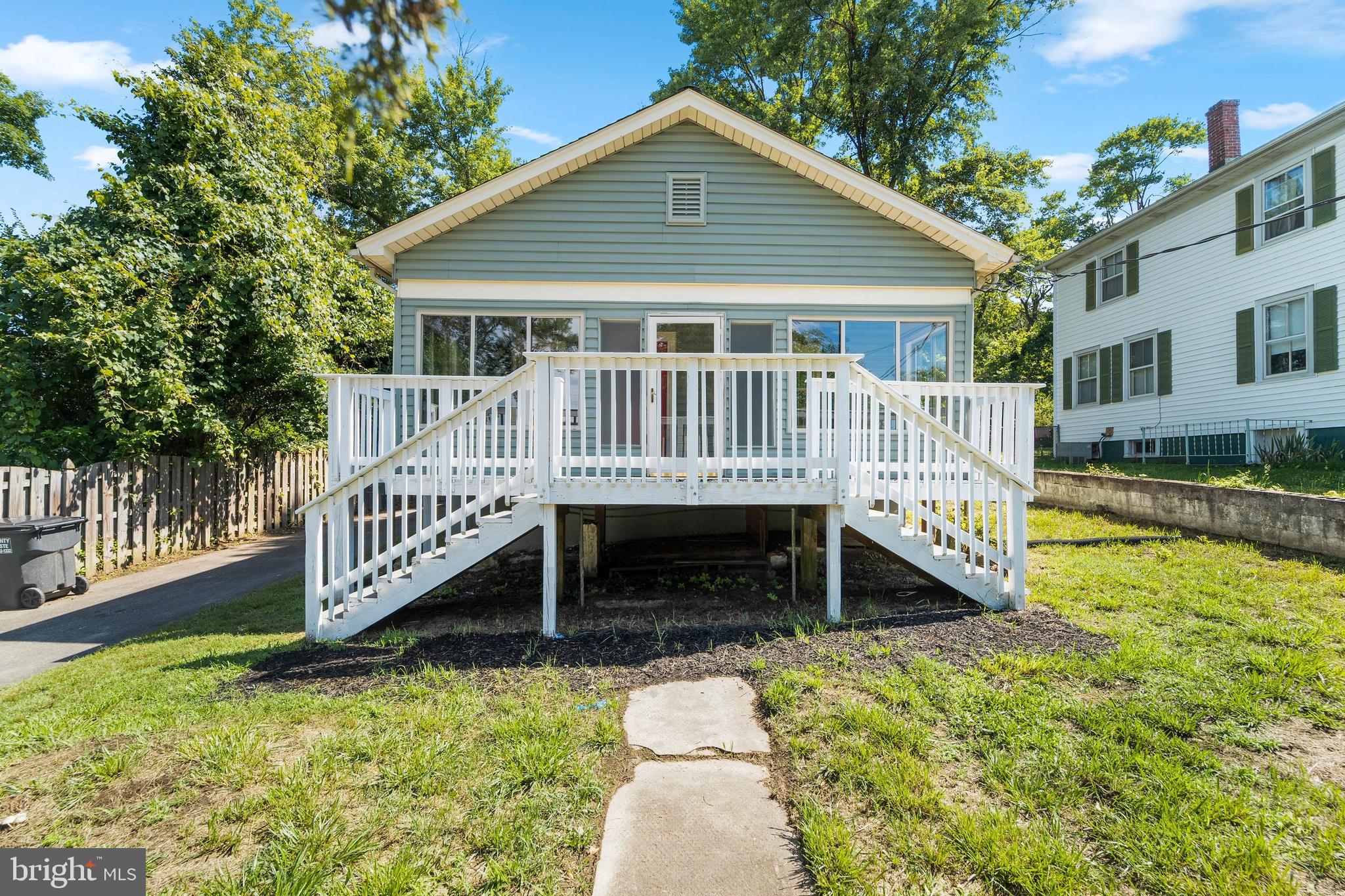 FALMOUTH - Residential