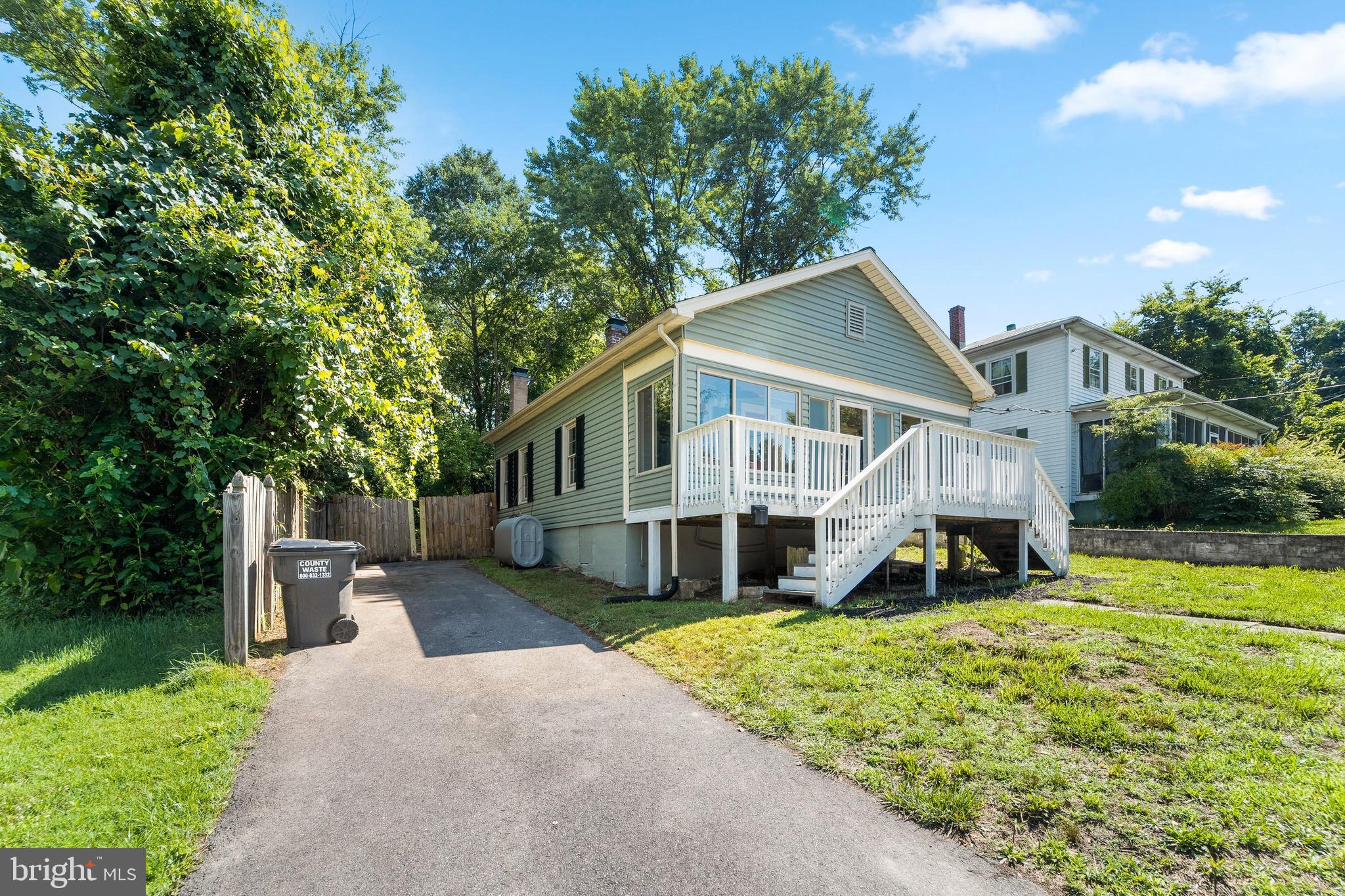 FALMOUTH - Residential