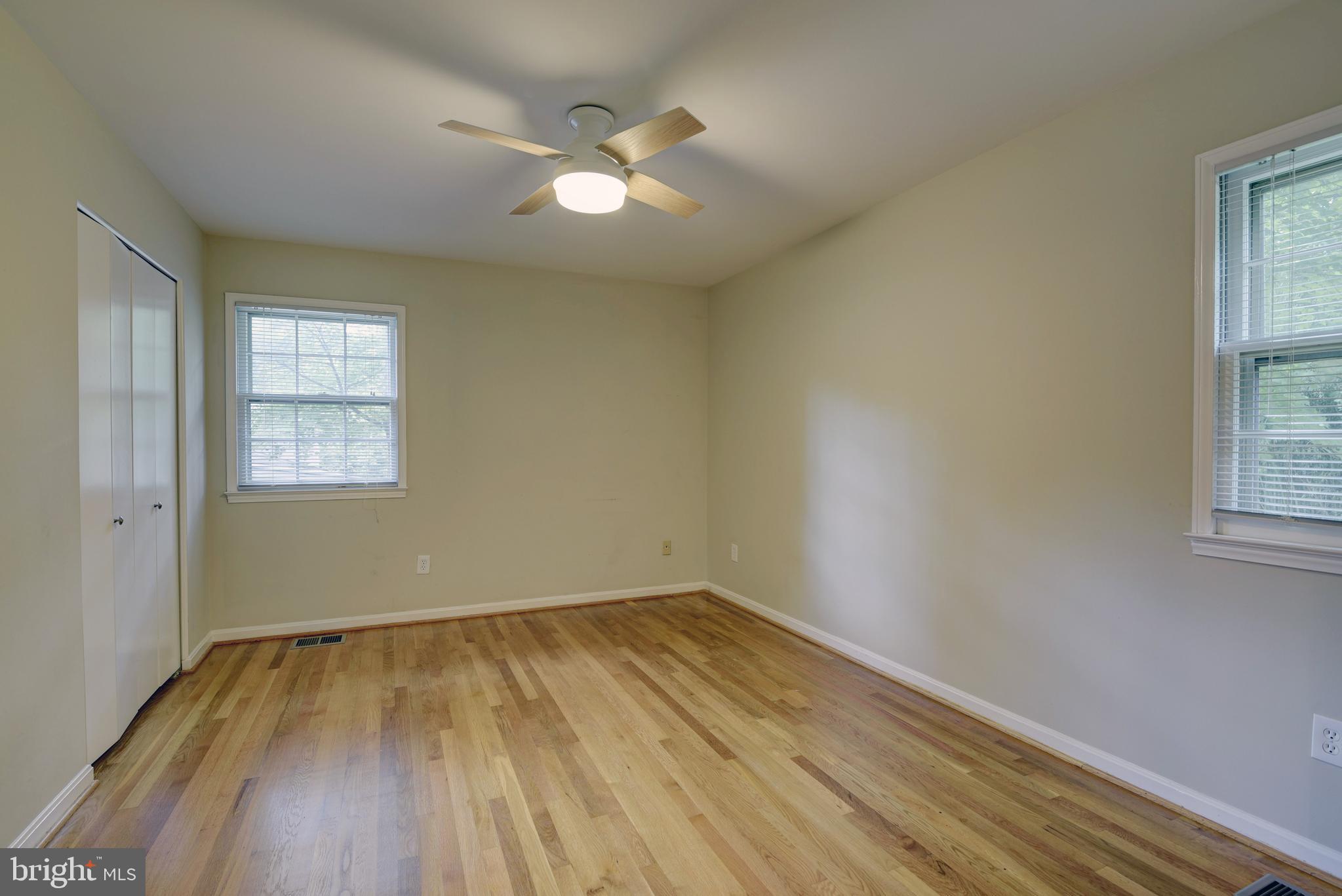 TYSONS VALLEY - Residential Lease