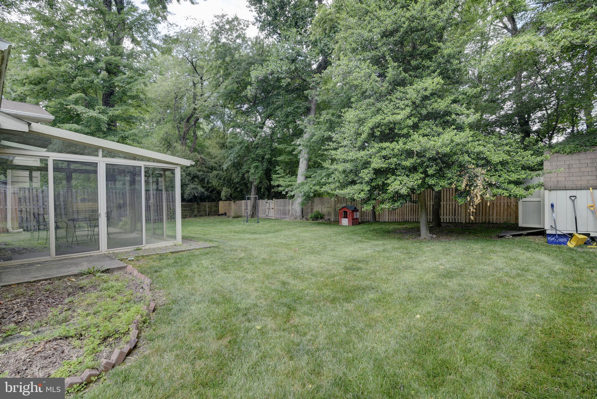 TYSONS VALLEY - Residential Lease