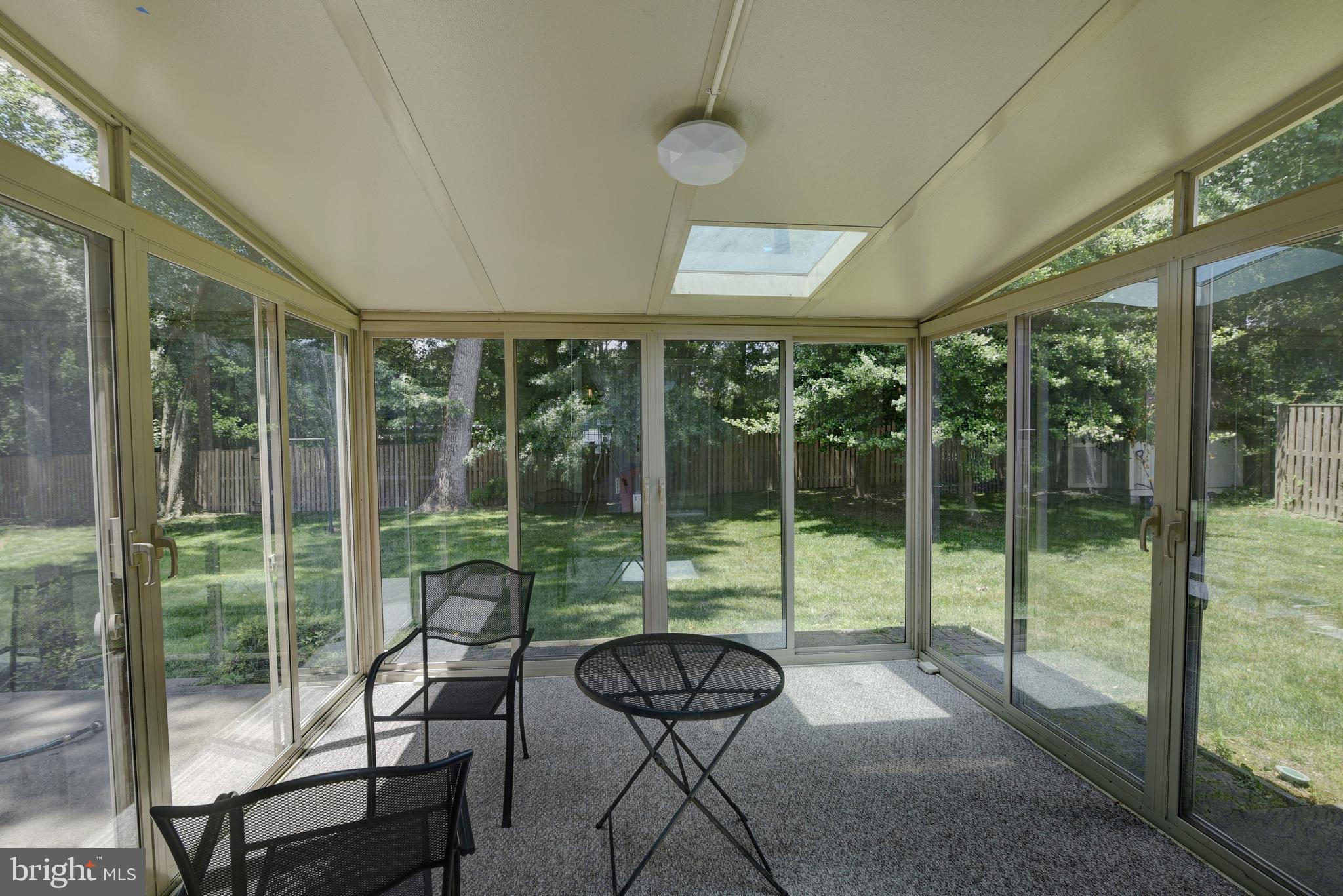 TYSONS VALLEY - Residential Lease