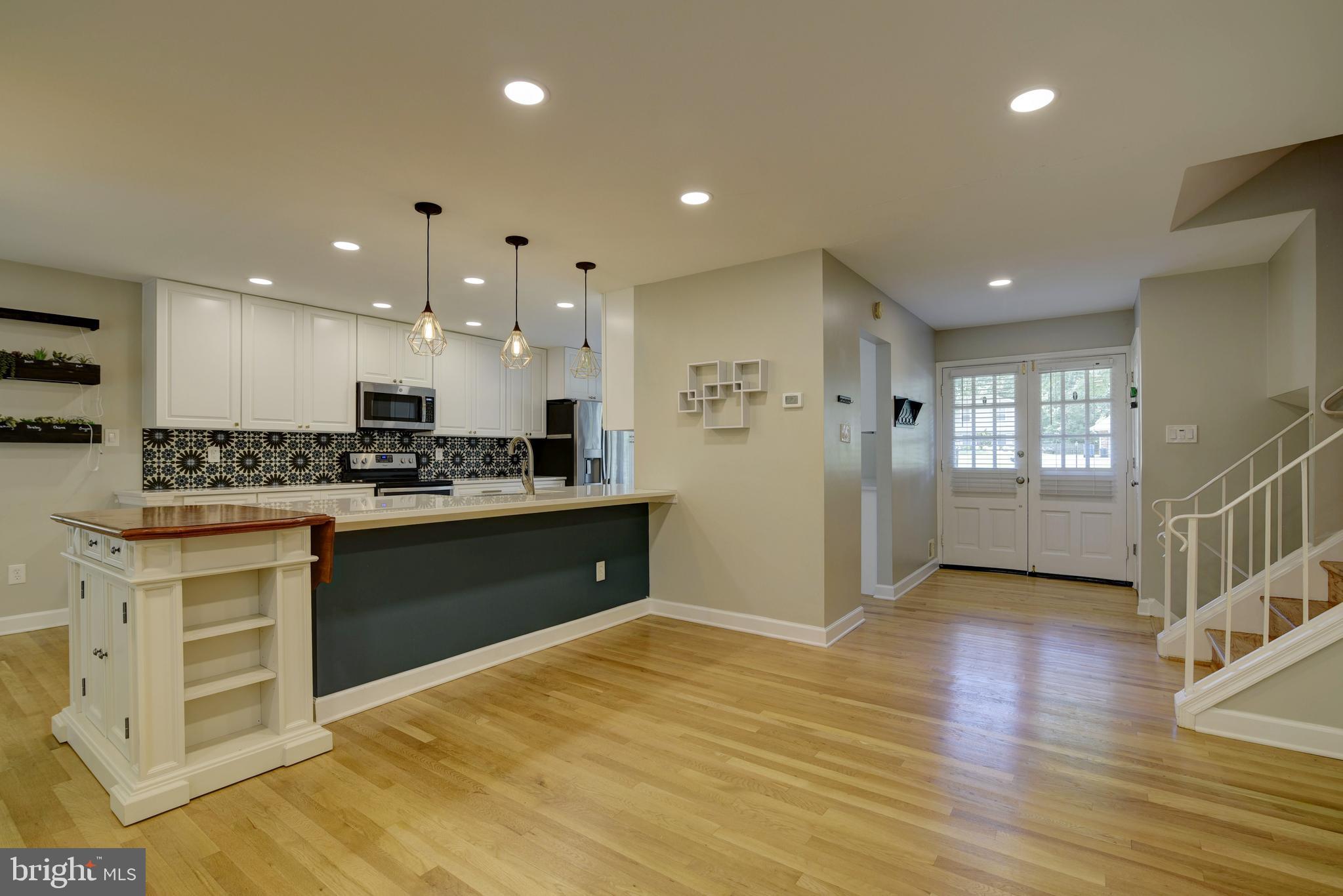 TYSONS VALLEY - Residential Lease