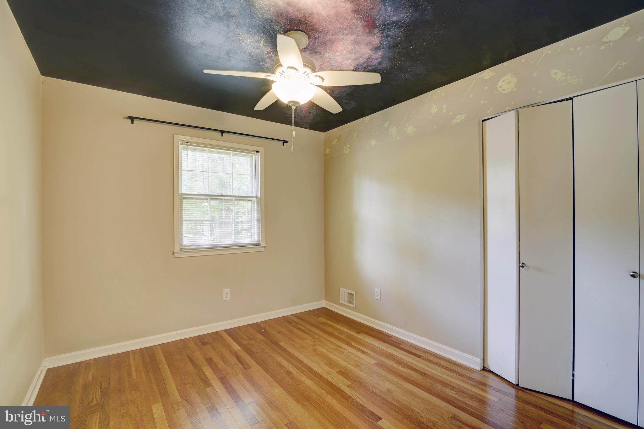 TYSONS VALLEY - Residential Lease