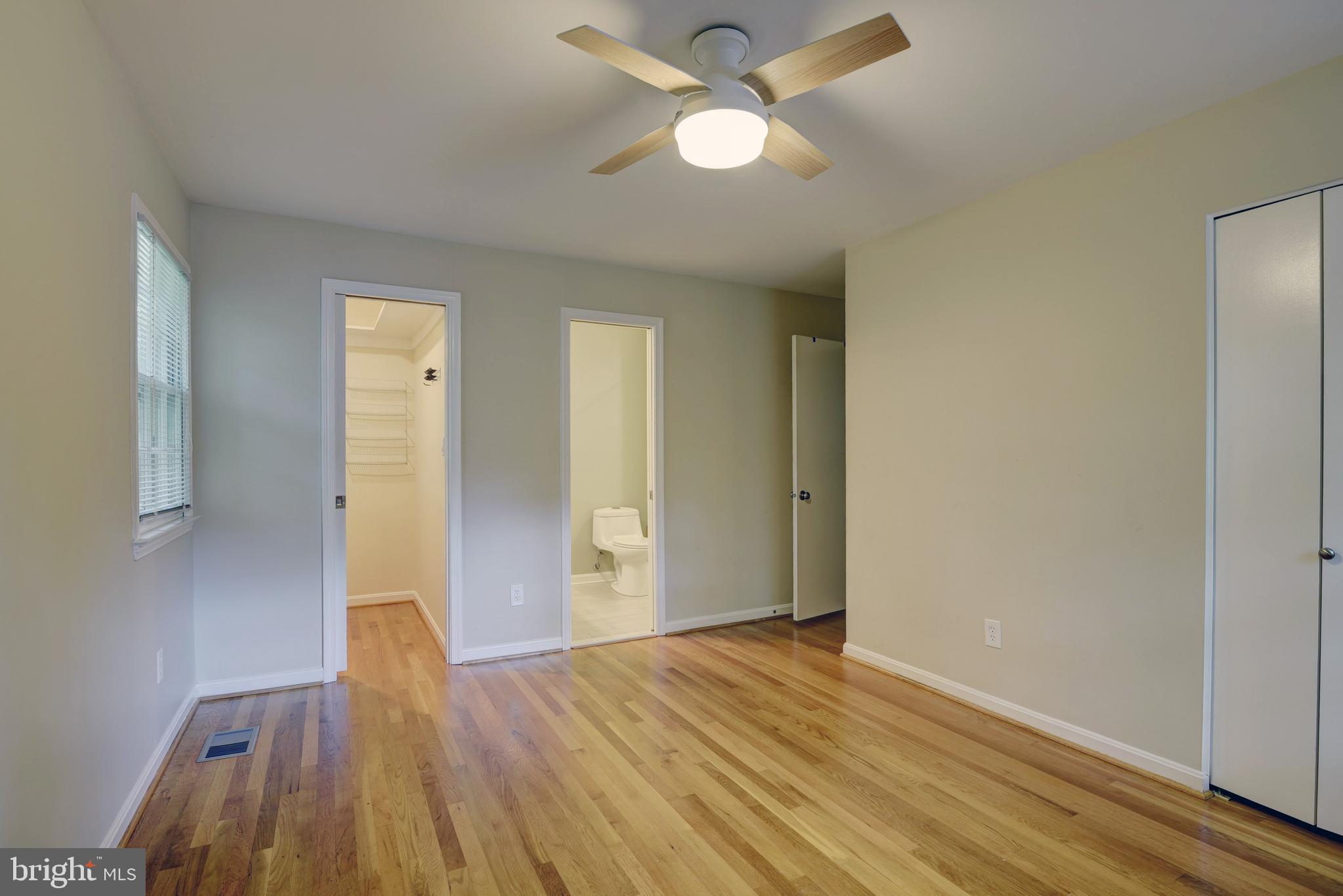 TYSONS VALLEY - Residential Lease