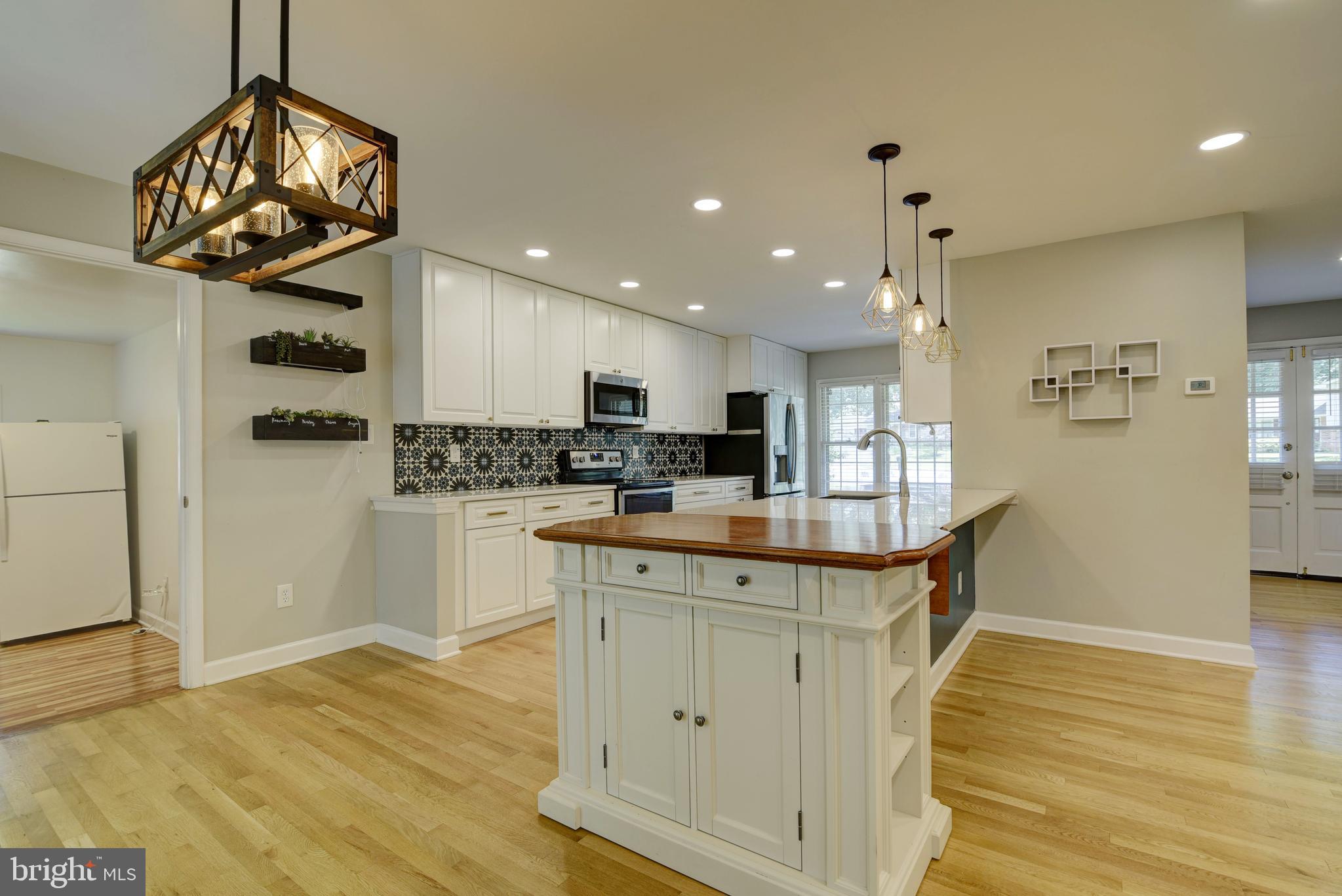 TYSONS VALLEY - Residential Lease