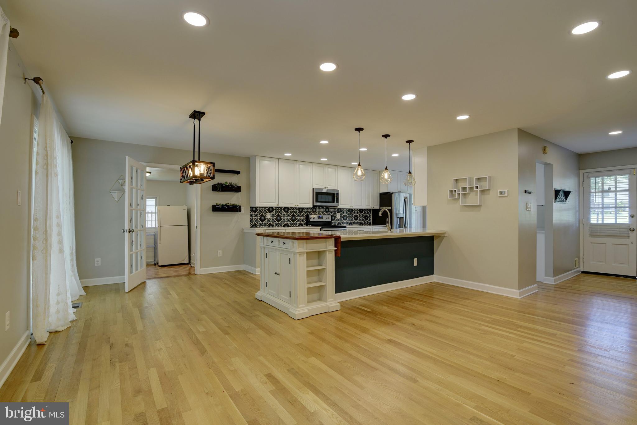 TYSONS VALLEY - Residential Lease