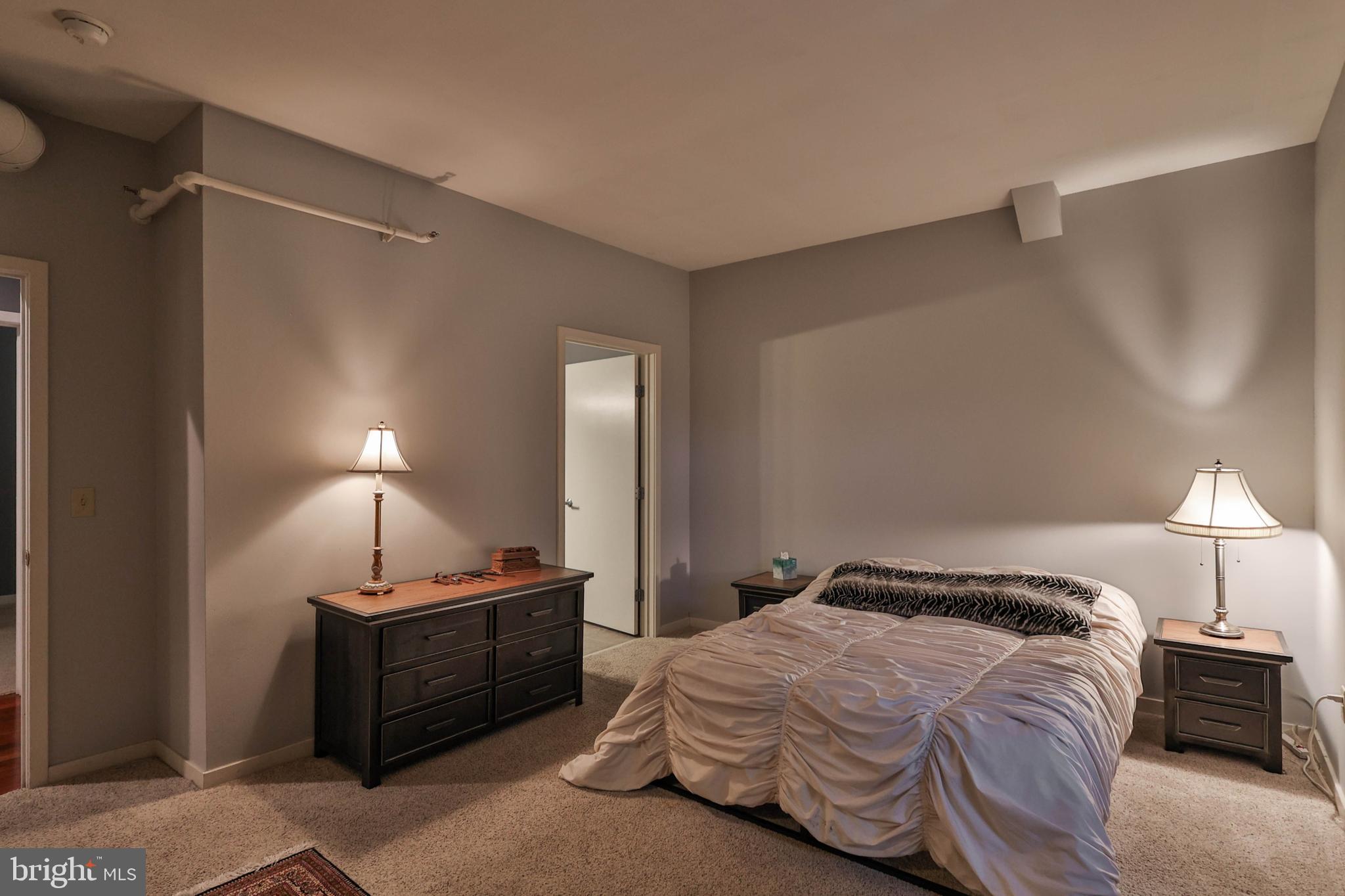 RIVERPORT - Residential