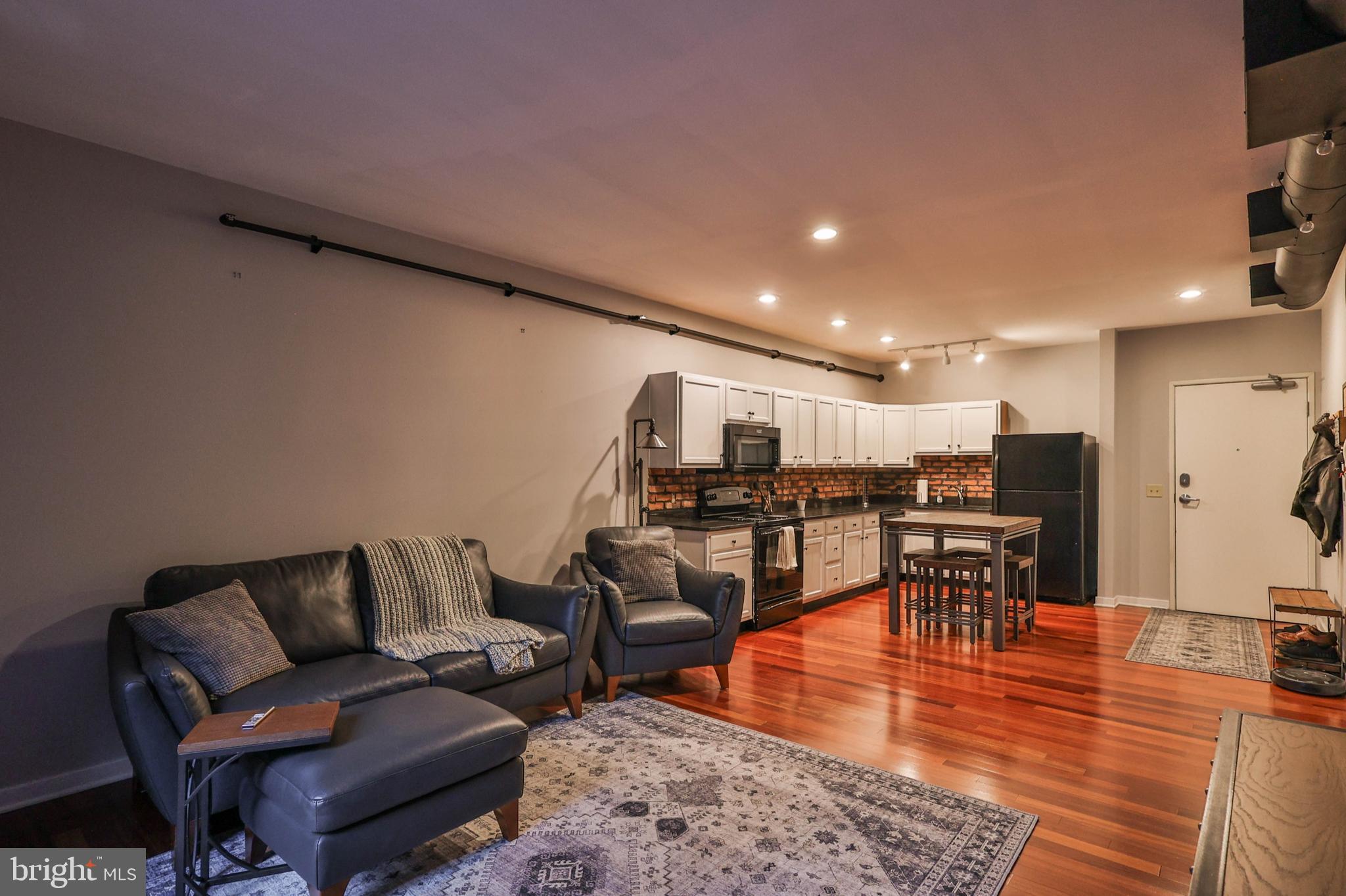 RIVERPORT - Residential