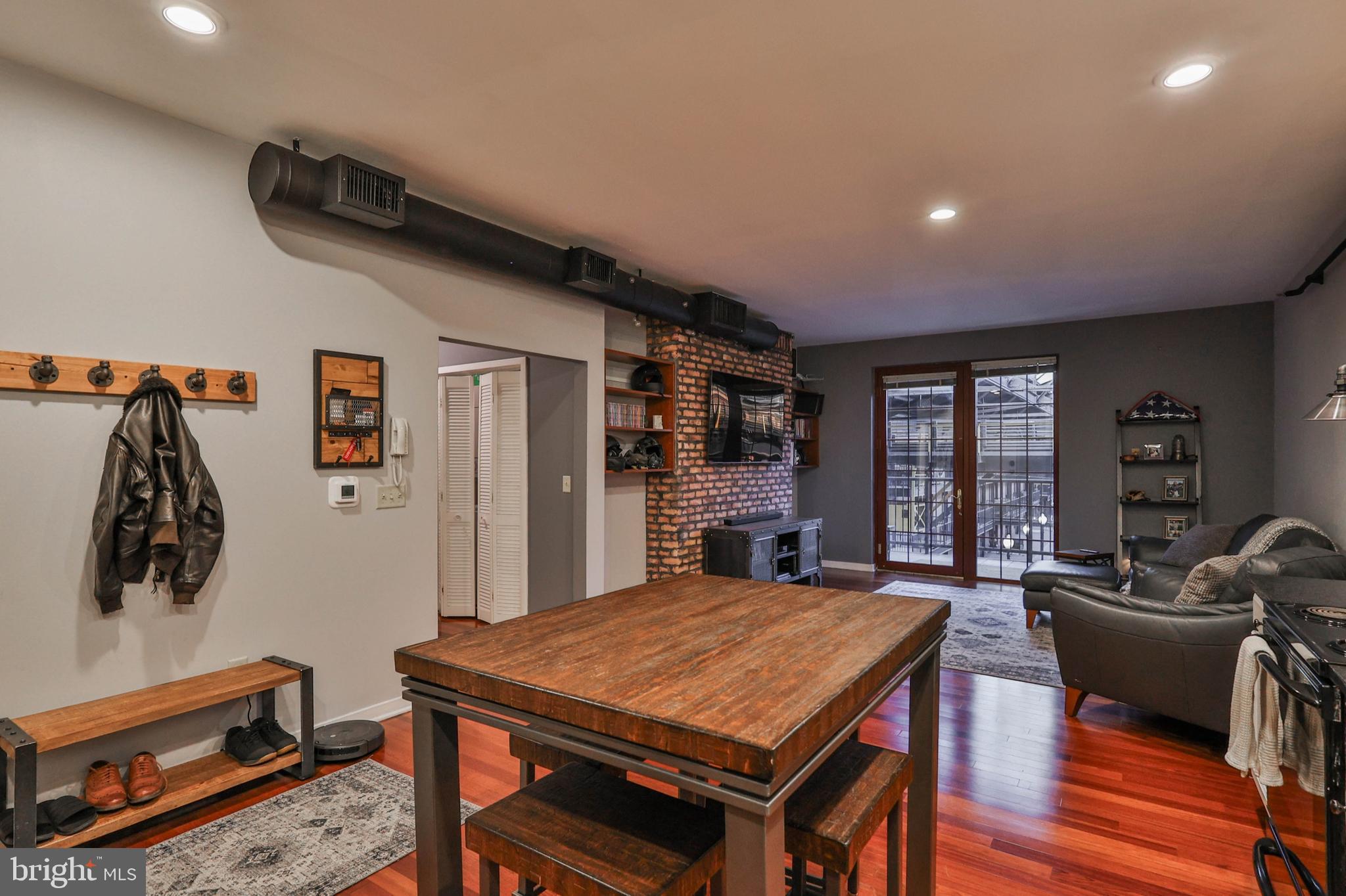 RIVERPORT - Residential