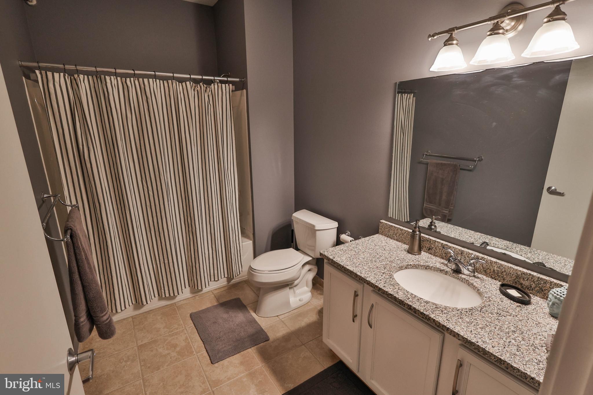 RIVERPORT - Residential