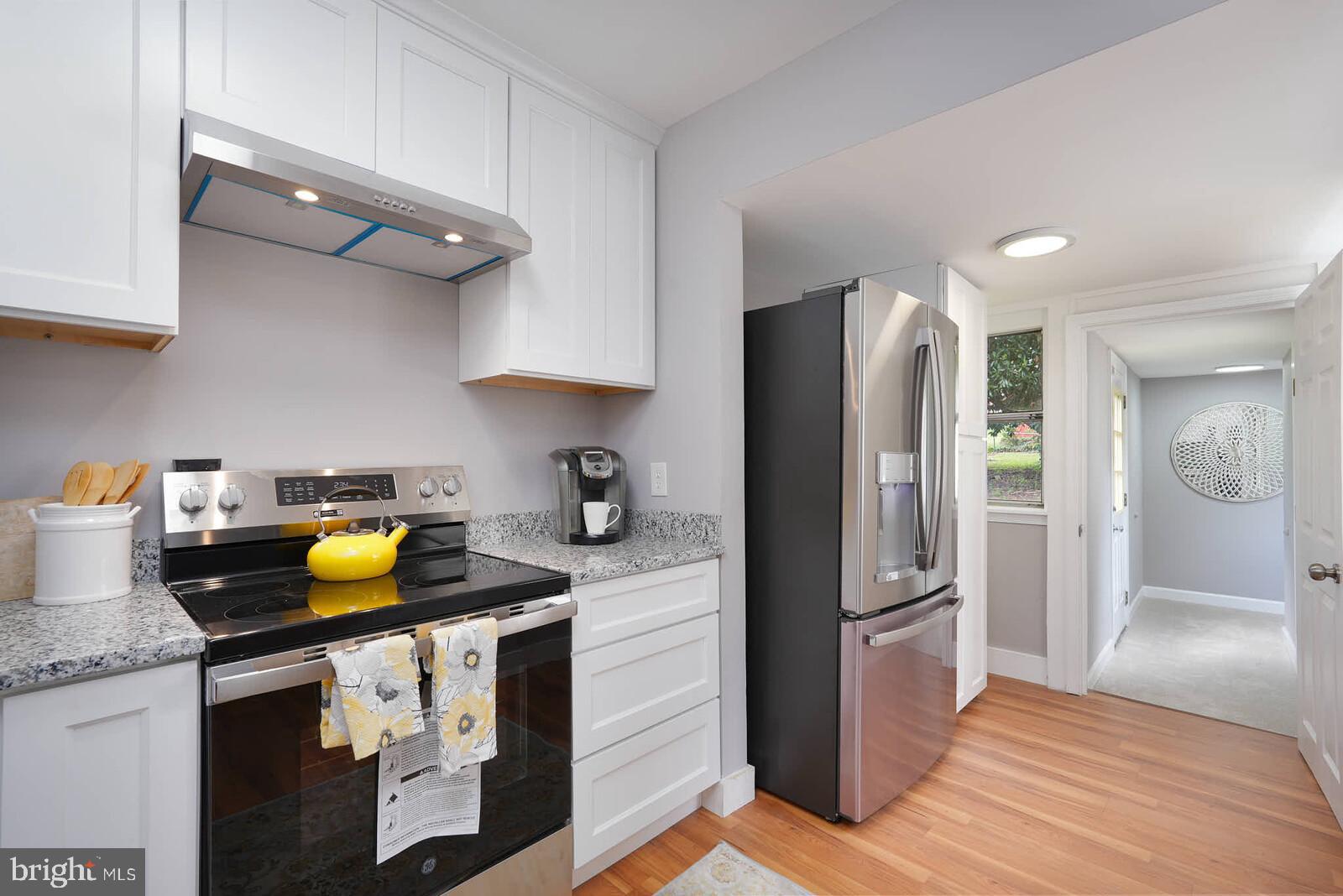 COLLEGE VIEW - Residential