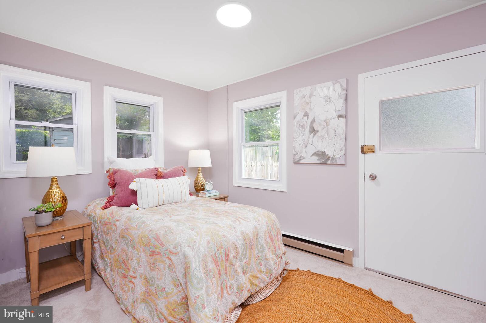 COLLEGE VIEW - Residential