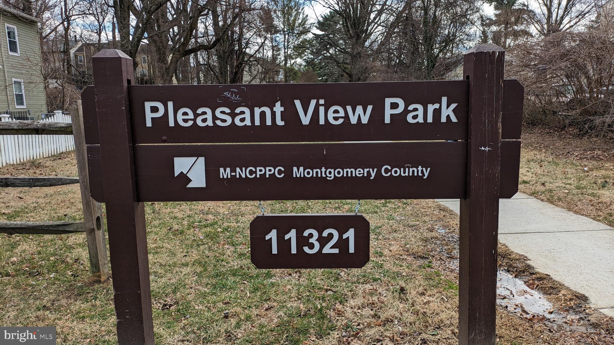 COLLEGE VIEW - Residential