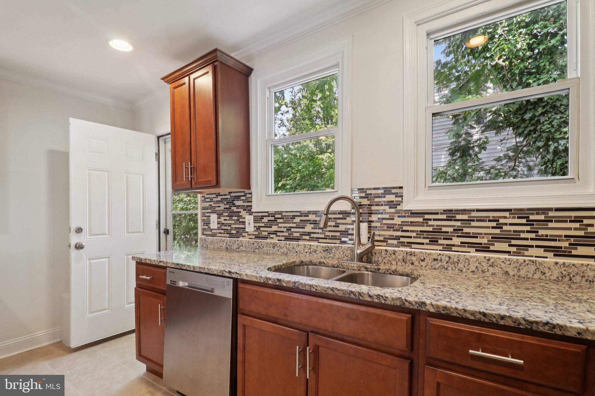 UPPER MORNINGSIDE - Residential